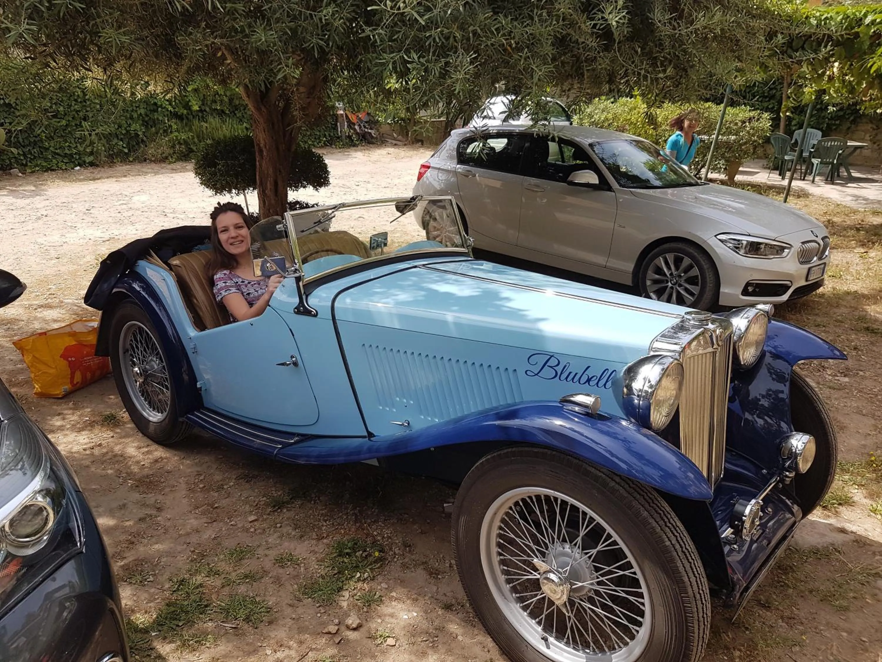 Parking in Villa Ambra B&B