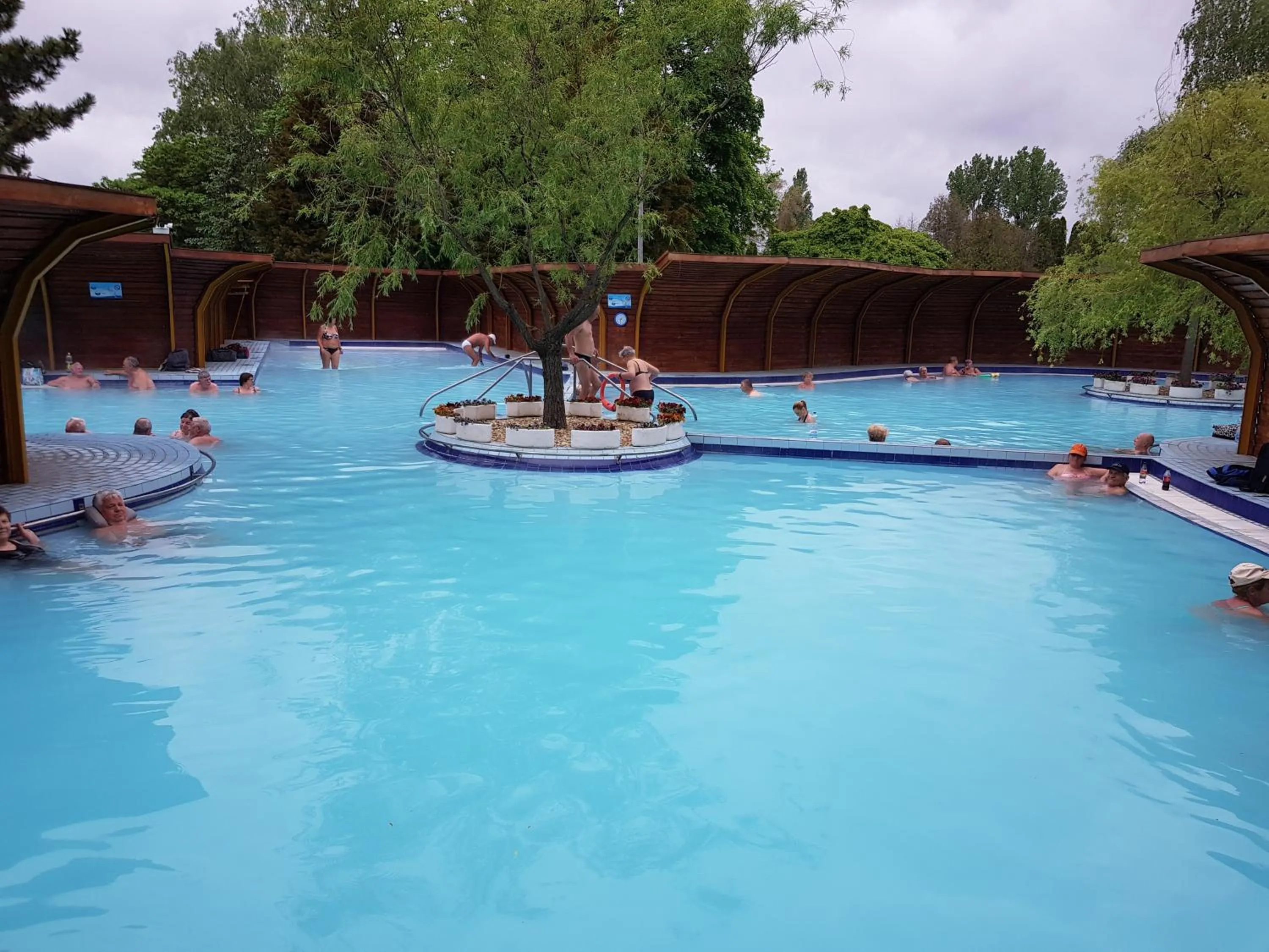 Swimming pool in Thermál Apartmanház
