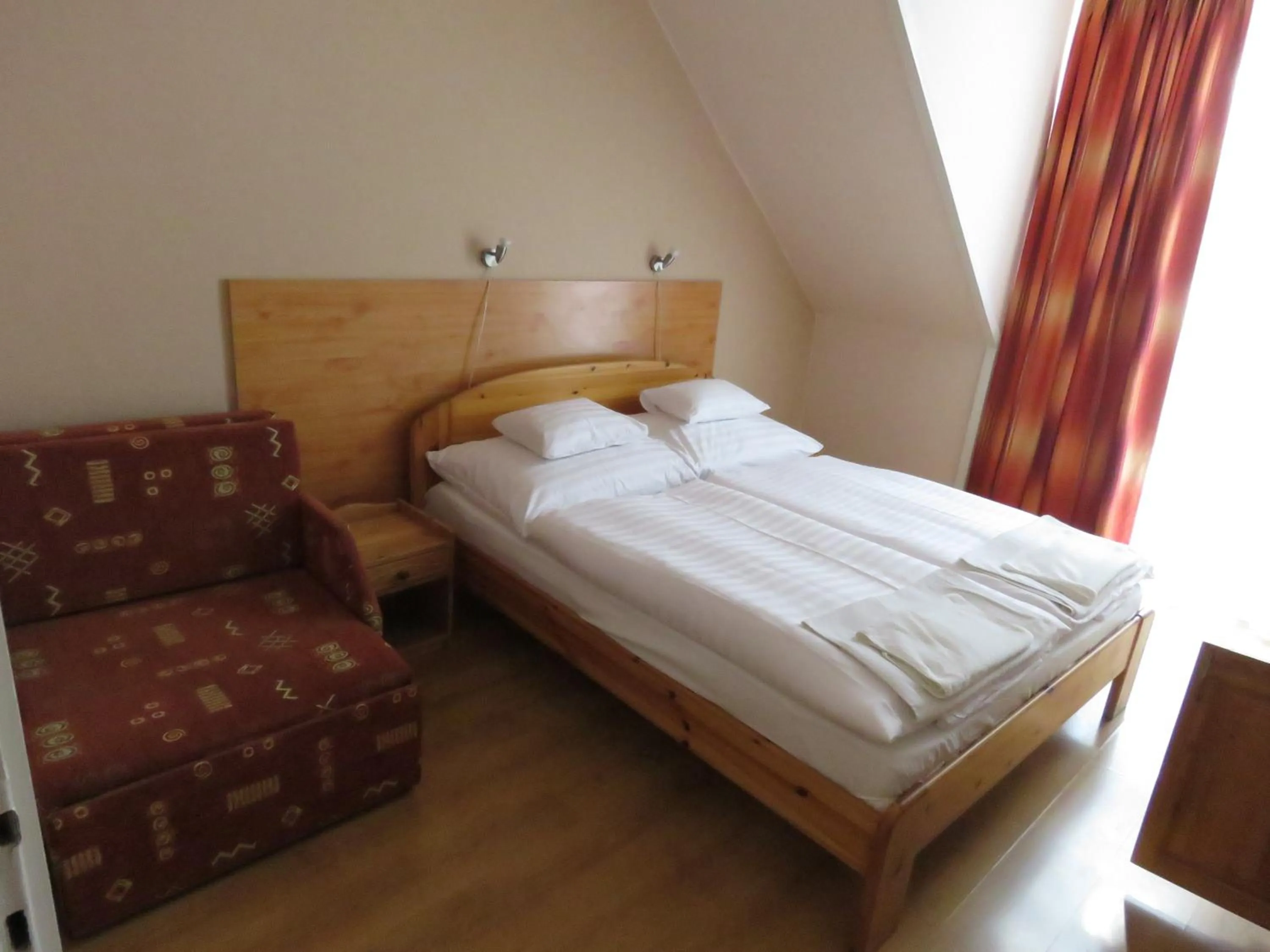 Bedroom, Bed in Thermál Apartmanház