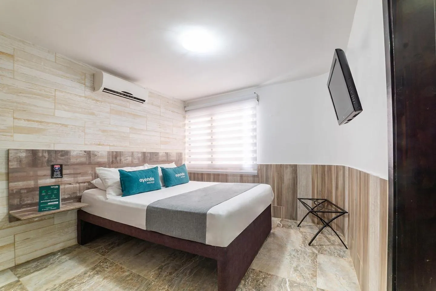 Photo of the whole room in Hotel Ruta 65