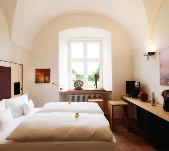 Day, Bed in Hotel Kloster Holzen