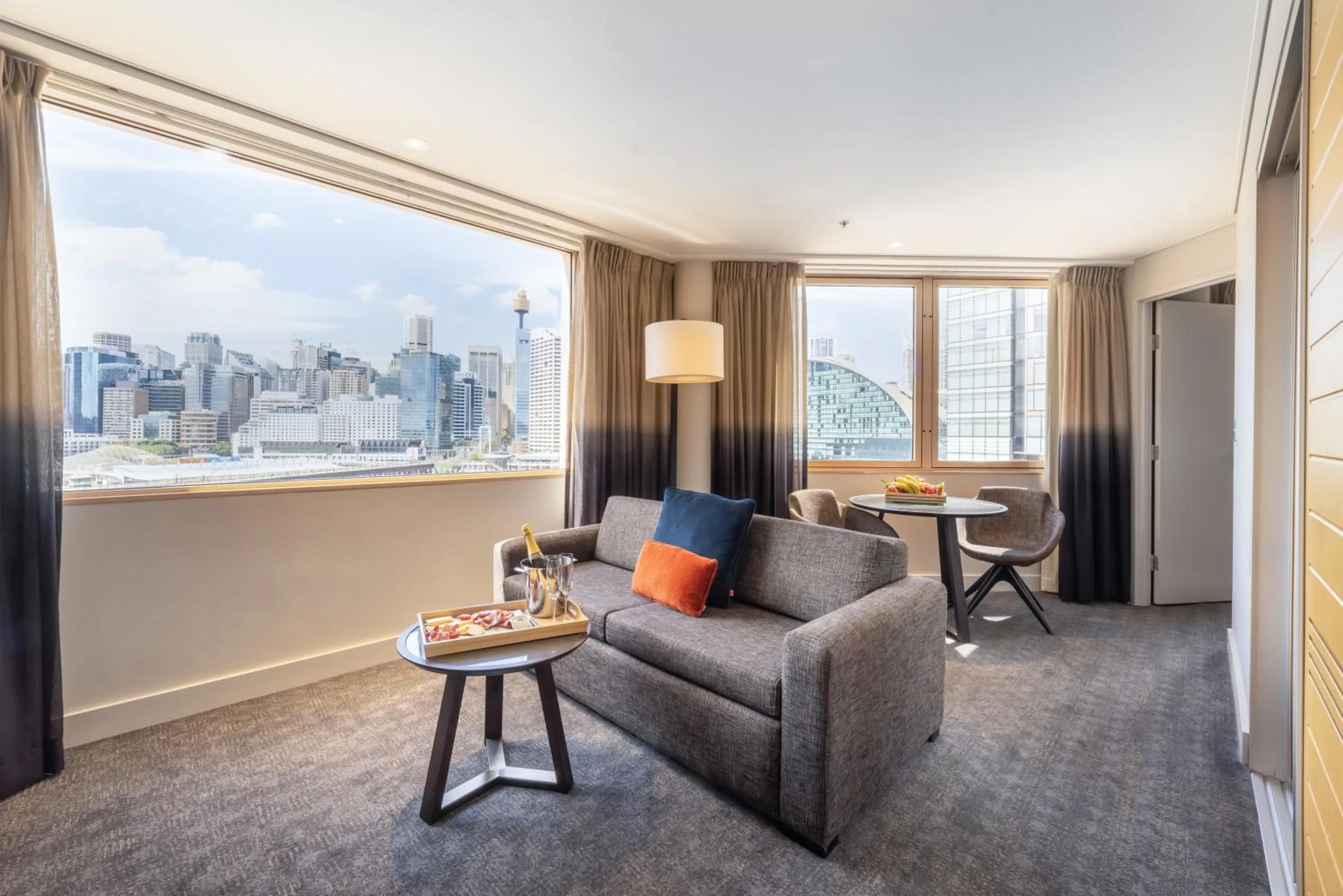 Living room in Novotel Sydney Darling Harbour