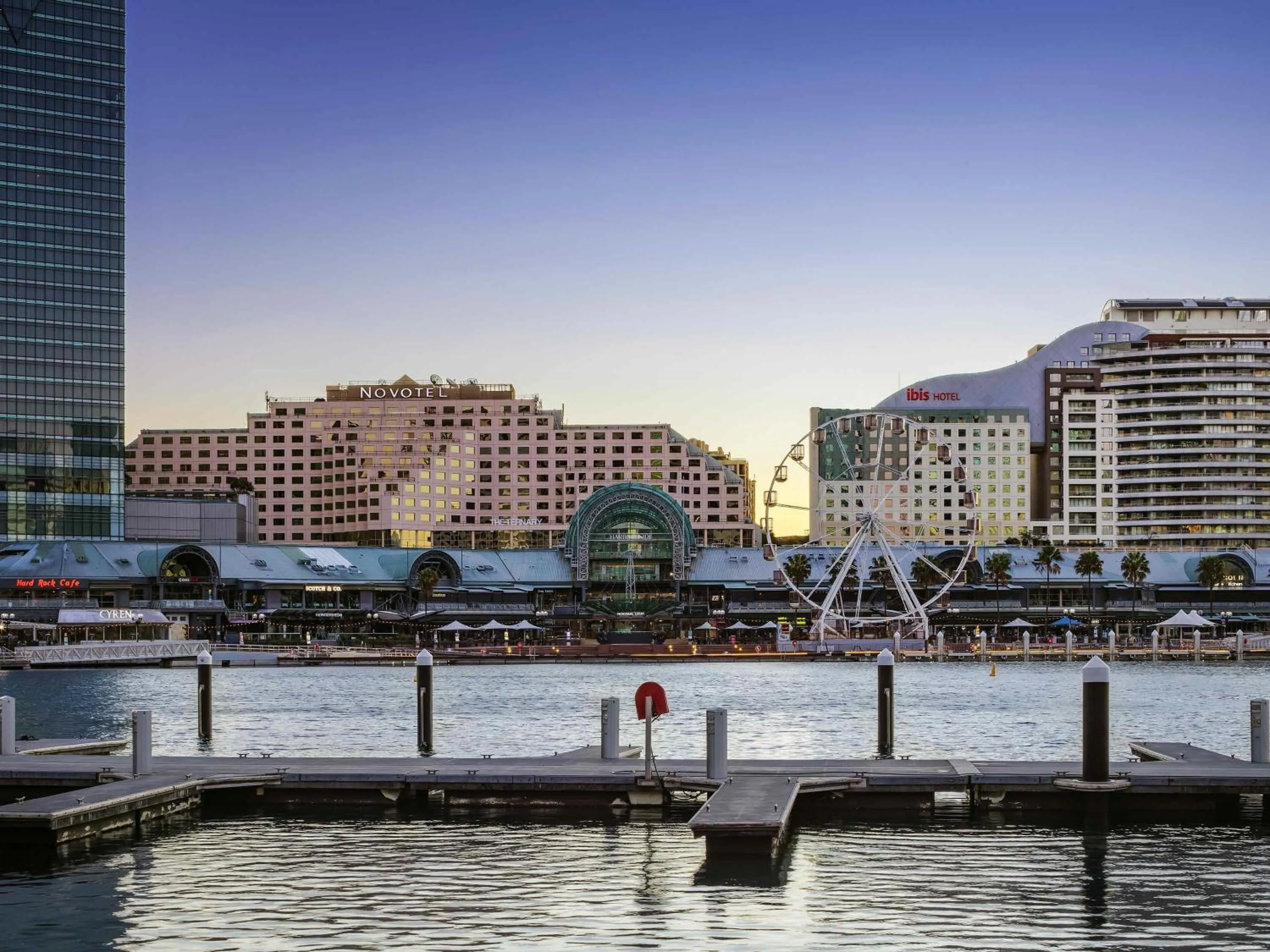 Property building in Novotel Sydney Darling Harbour