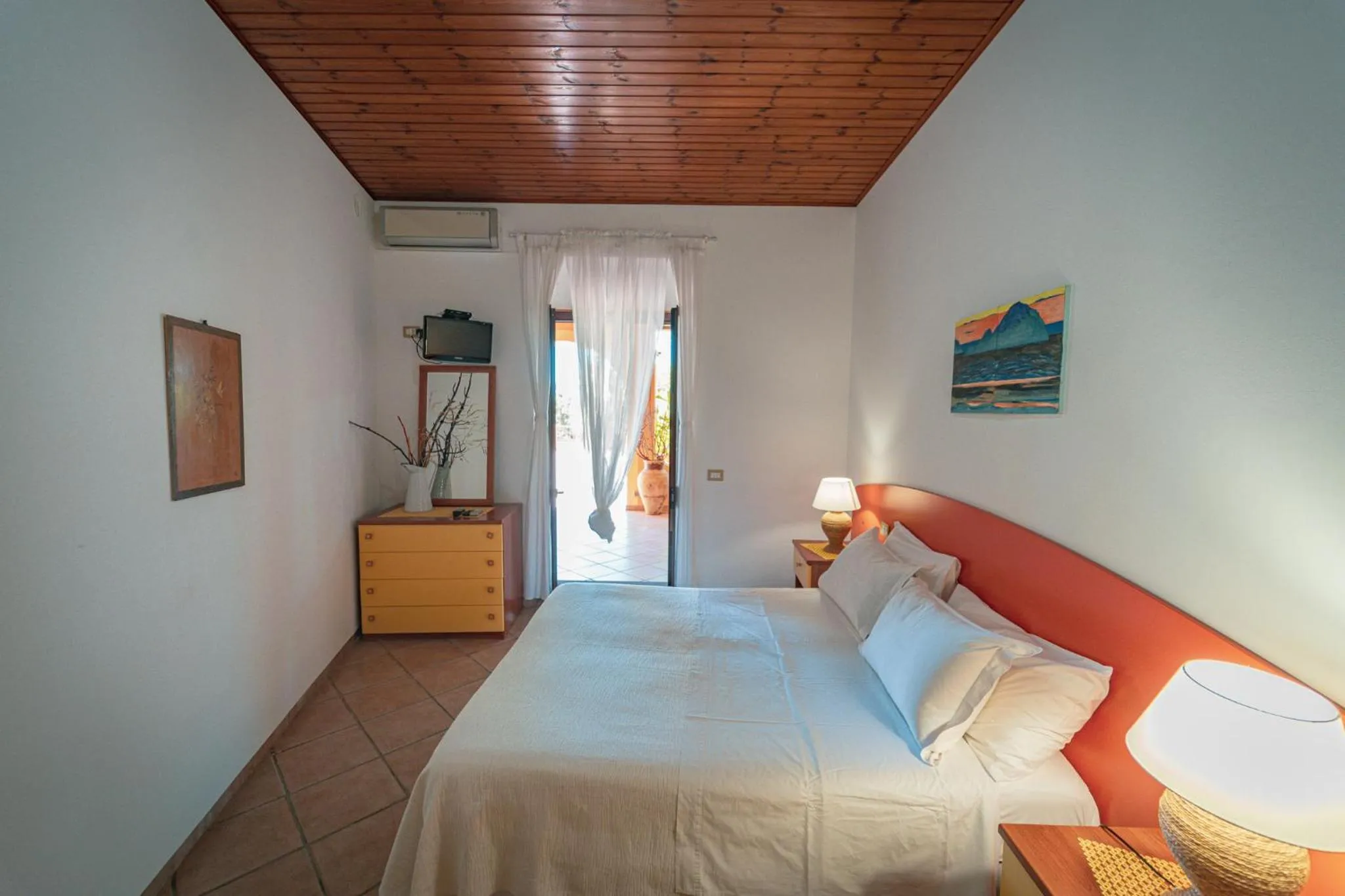 Bedroom, Bed in Resort Al Belvedere Salina