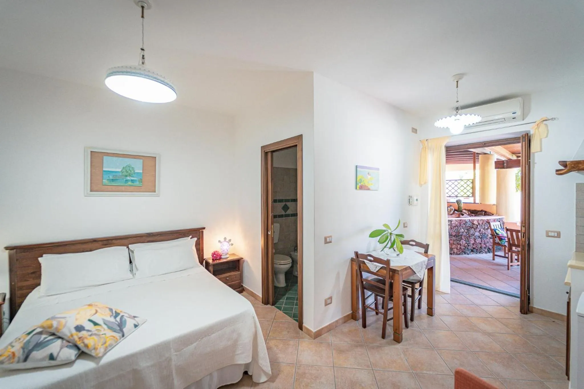 Photo of the whole room, Bed in Resort Al Belvedere Salina