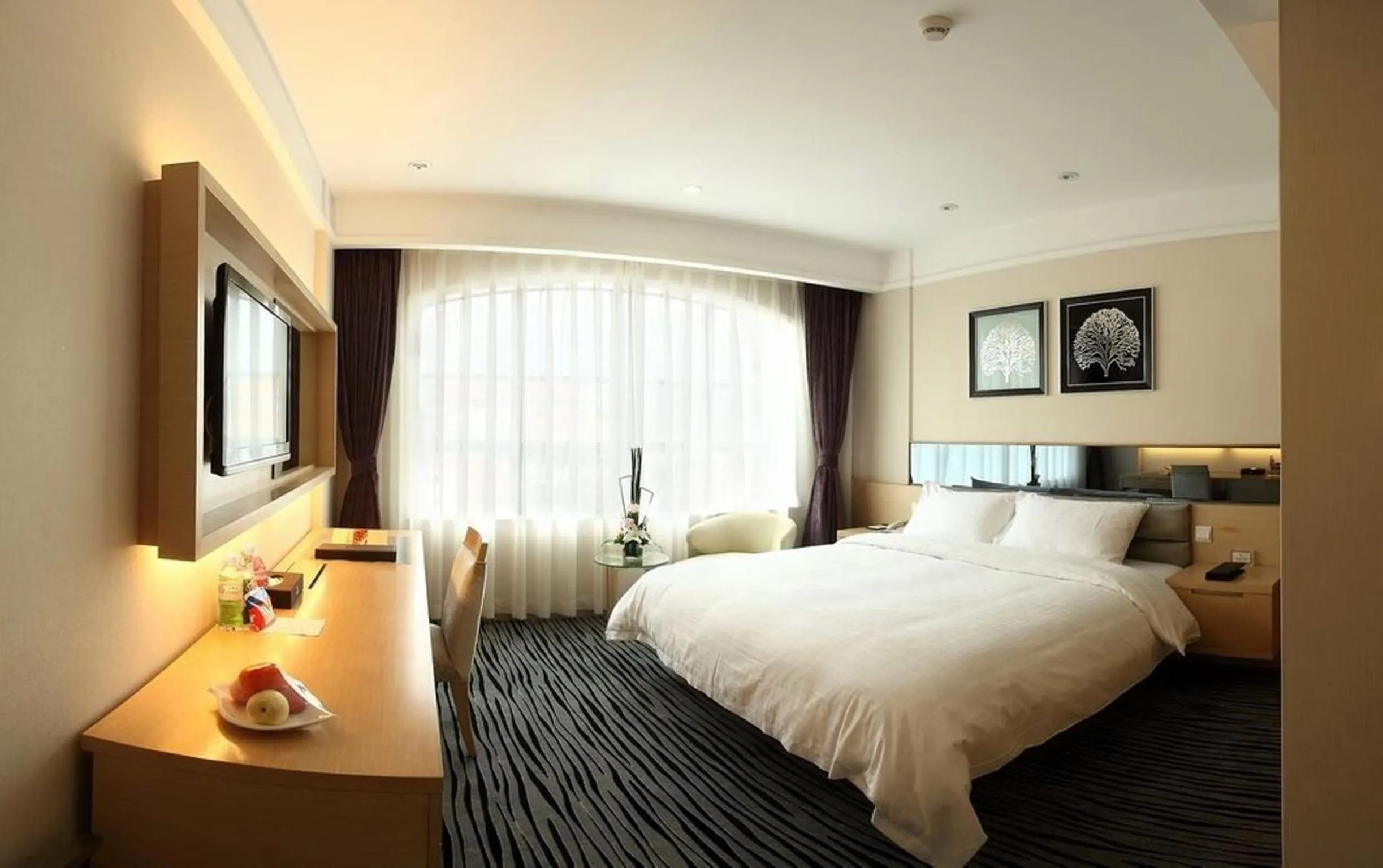 Bed in Shenzhen Shekou Honlux Apartment (Sea World)