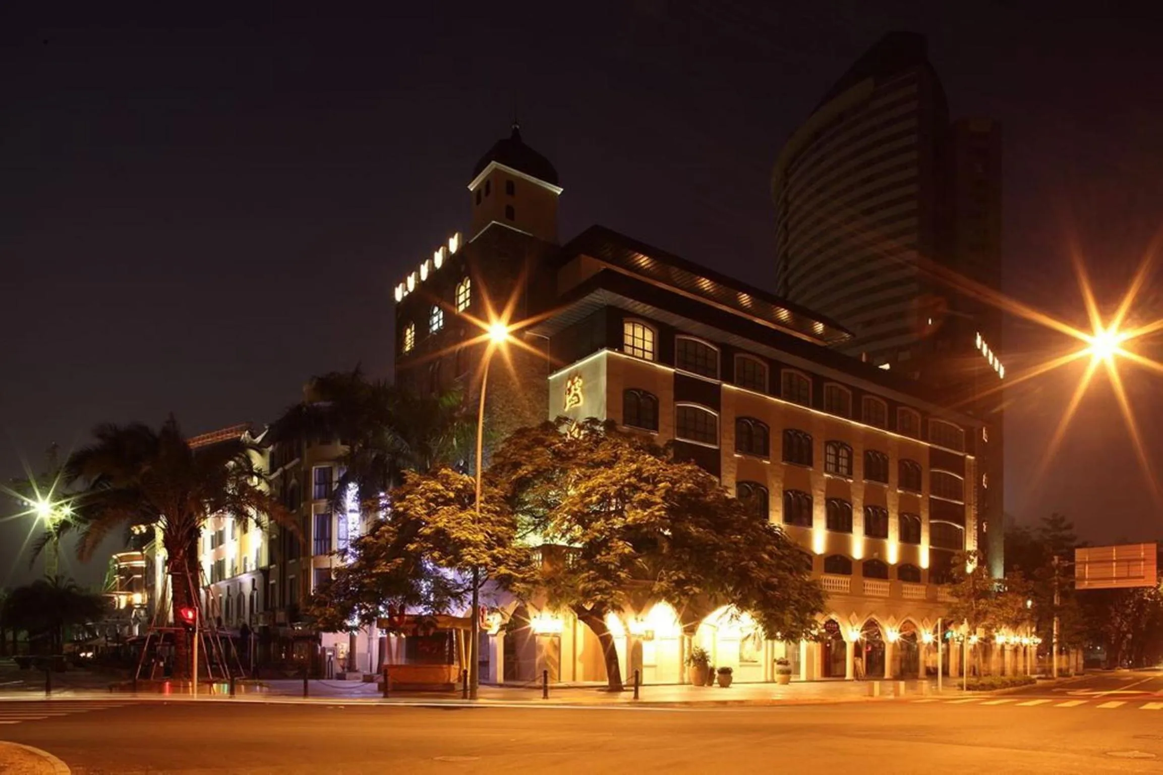 Facade/entrance in Shenzhen Shekou Honlux Apartment (Sea World)