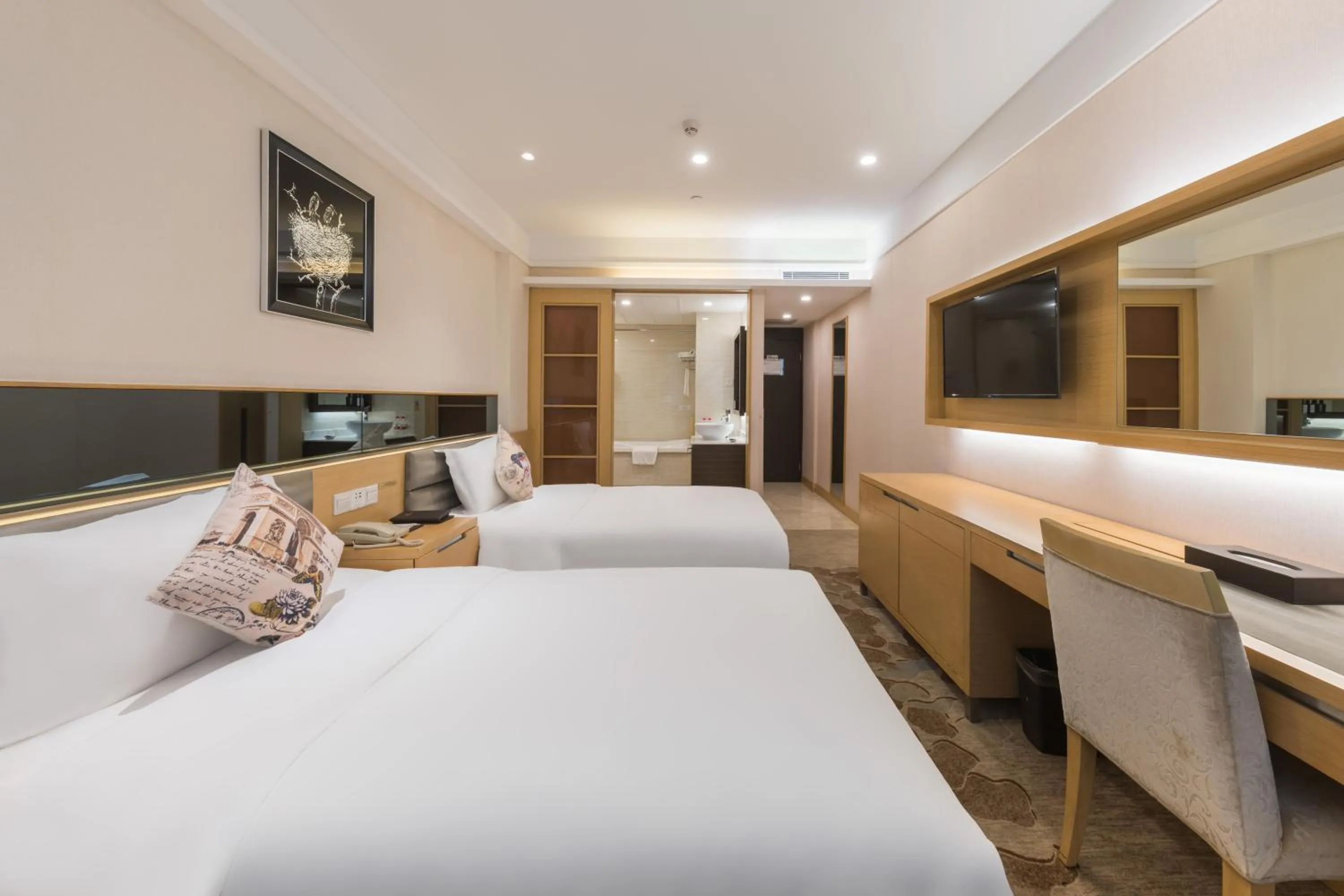 Bed in Shenzhen Shekou Honlux Apartment (Sea World)