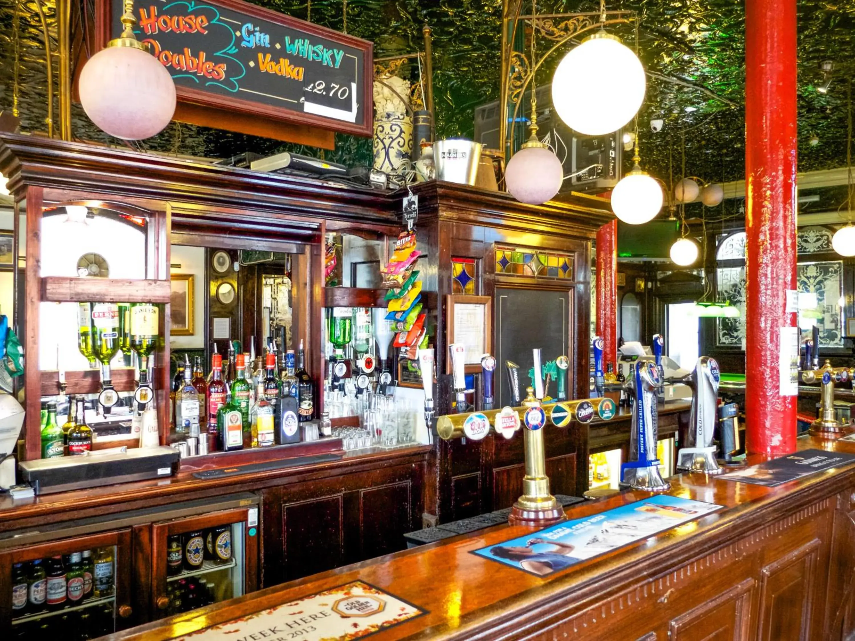 Lounge or bar in Beaconsfield Hotel Lounge or bar in Beaconsfield Hotel