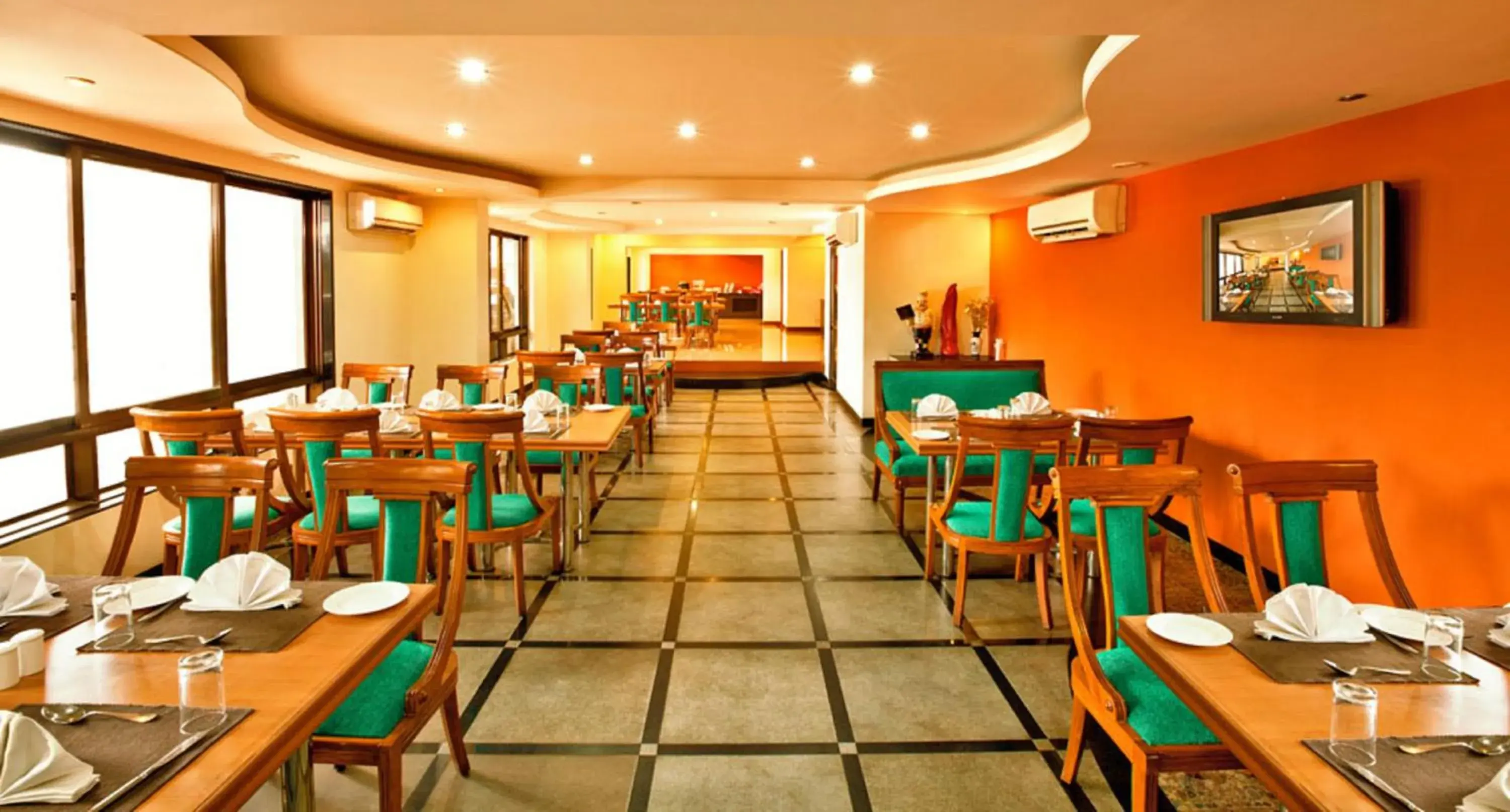 Restaurant/places to eat in Sterling Lonavala Restaurant/places to eat in Sterling Lonavala