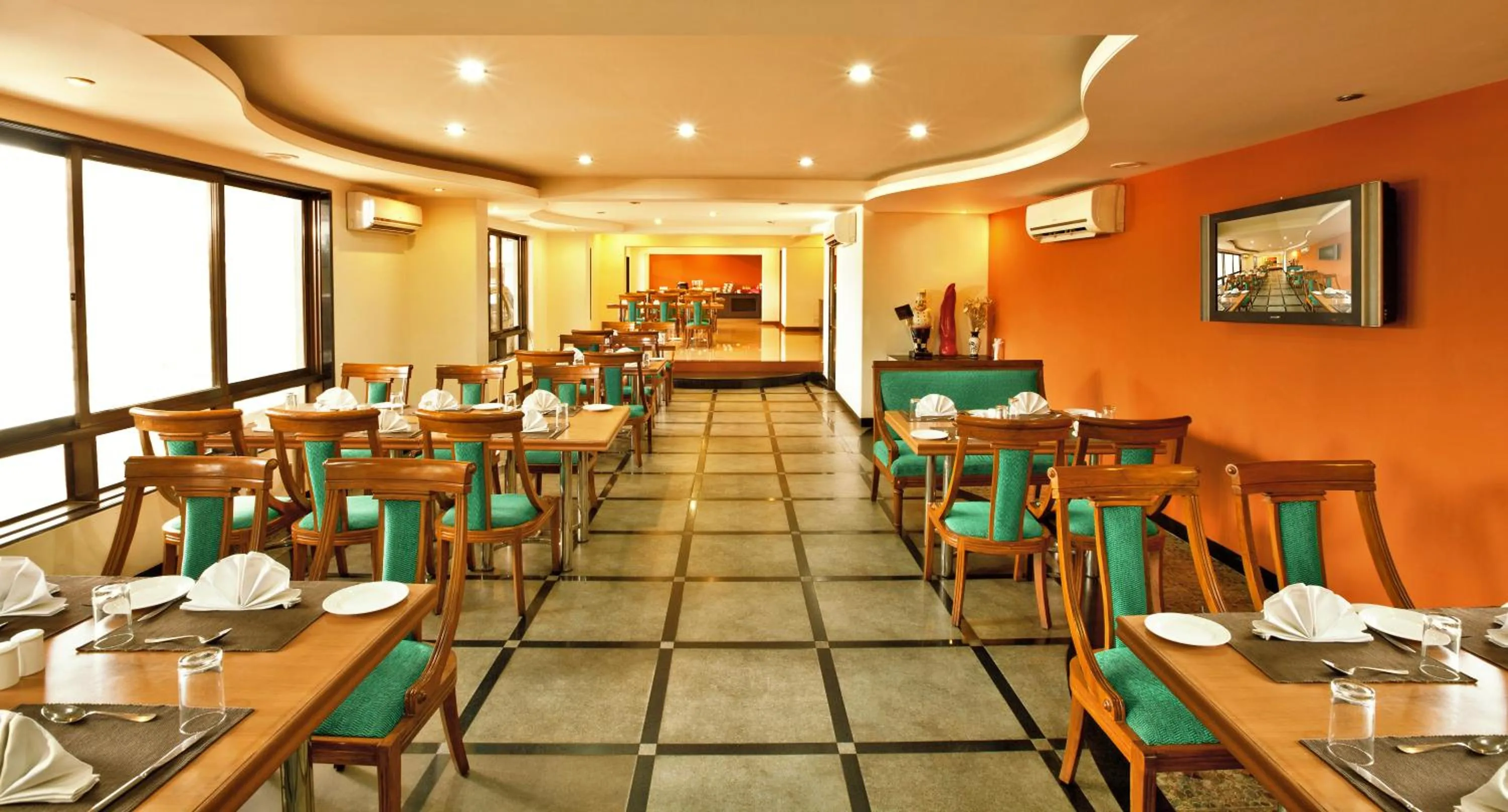 Restaurant/places to eat in Sterling Lonavala