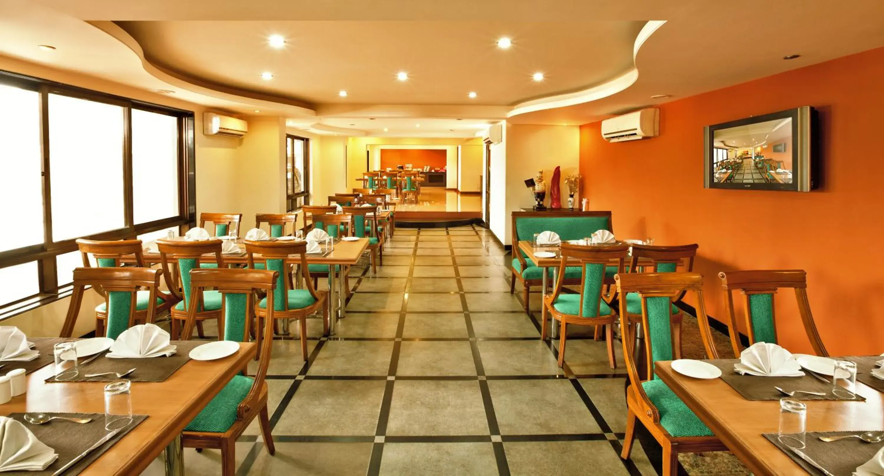Restaurant/places to eat in Sterling Lonavala Restaurant/places to eat in Sterling Lonavala