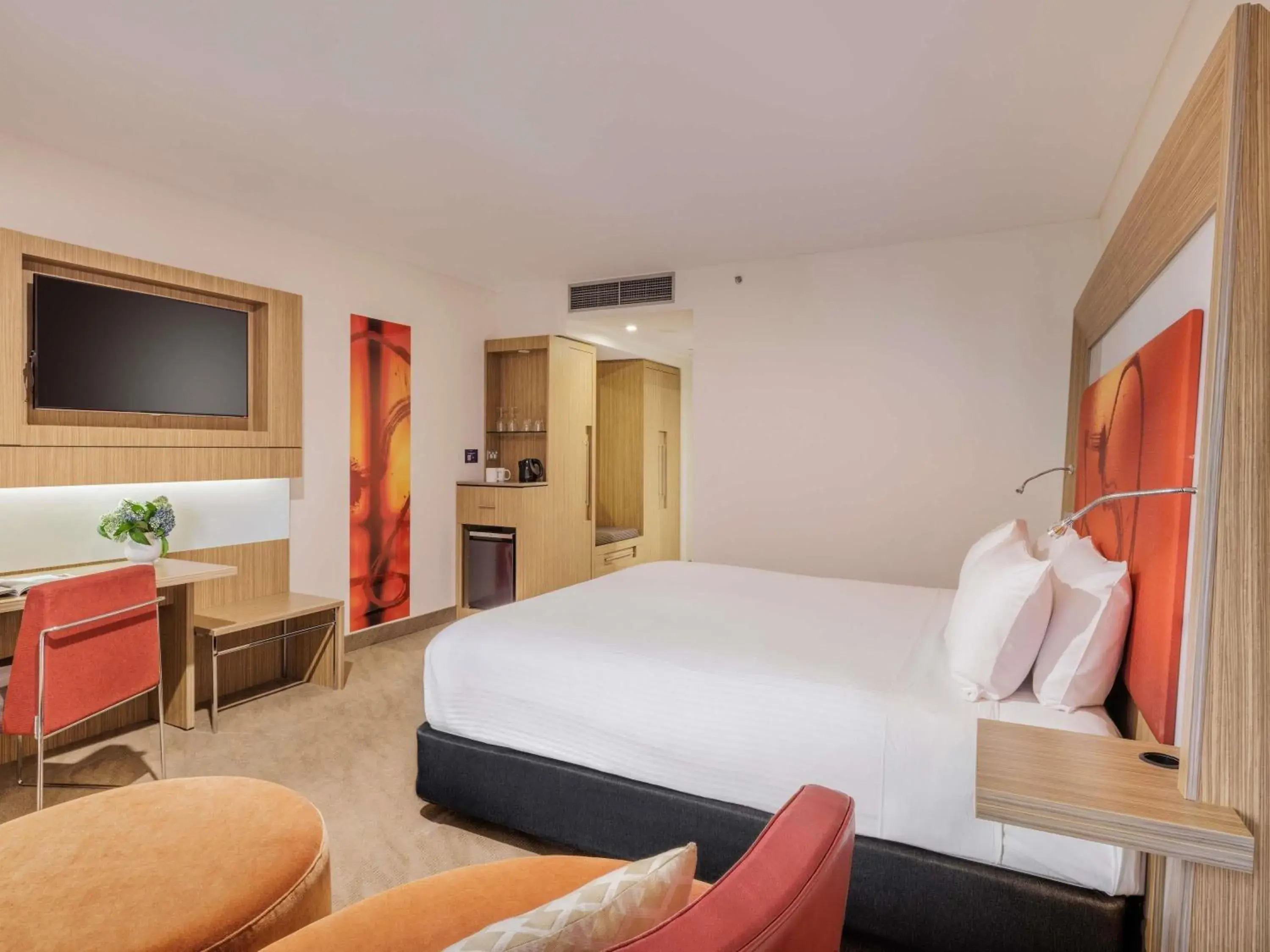 Bedroom, Bed in Novotel Sydney Olympic Park Bedroom, Bed in Novotel Sydney Olympic Park