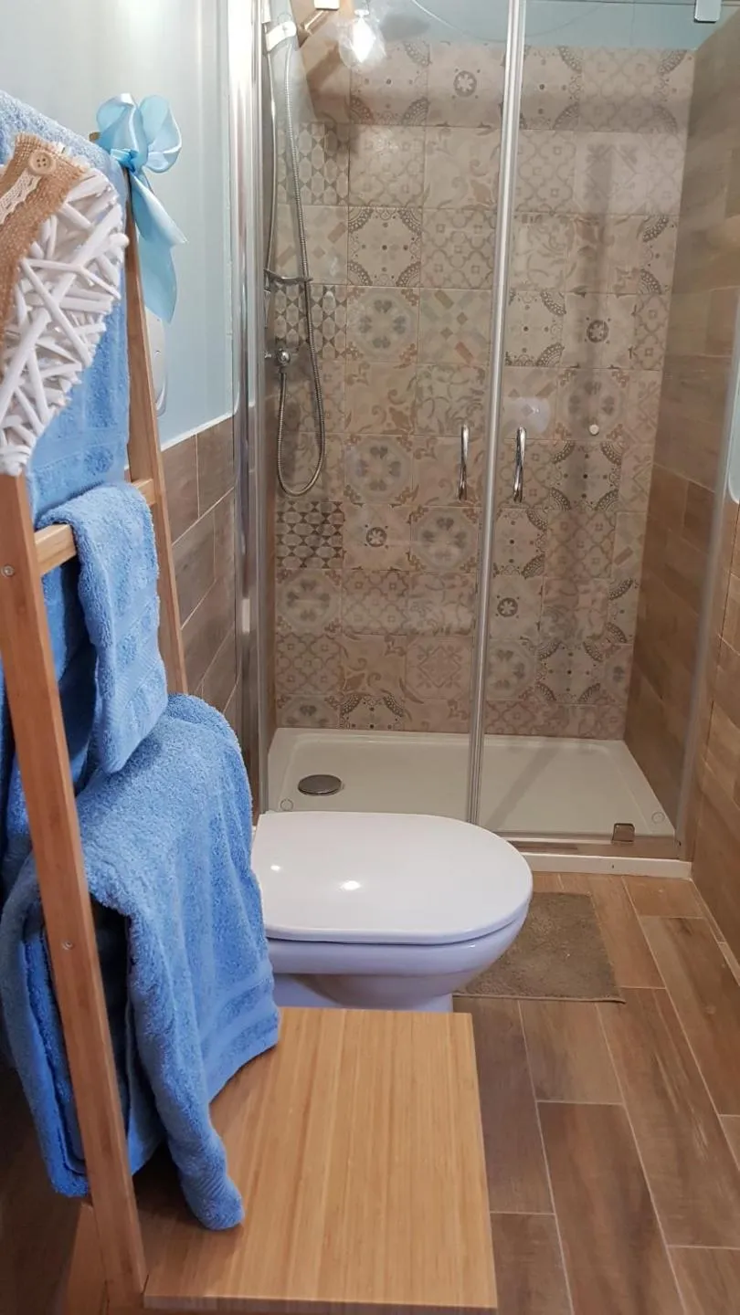 Bathroom in Favola Exclusive b&b