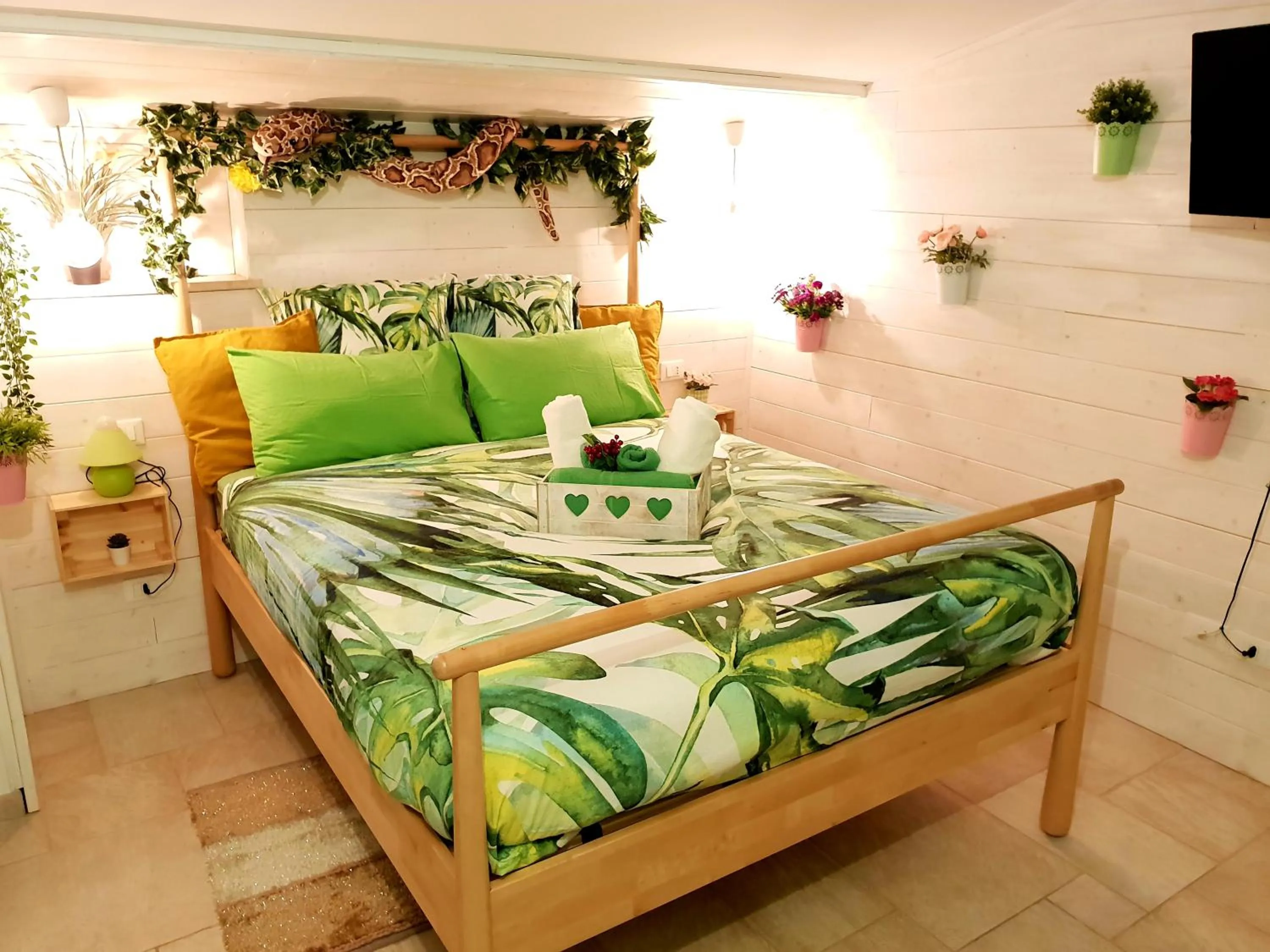 View (from property/room), Bed in Favola Exclusive b&b