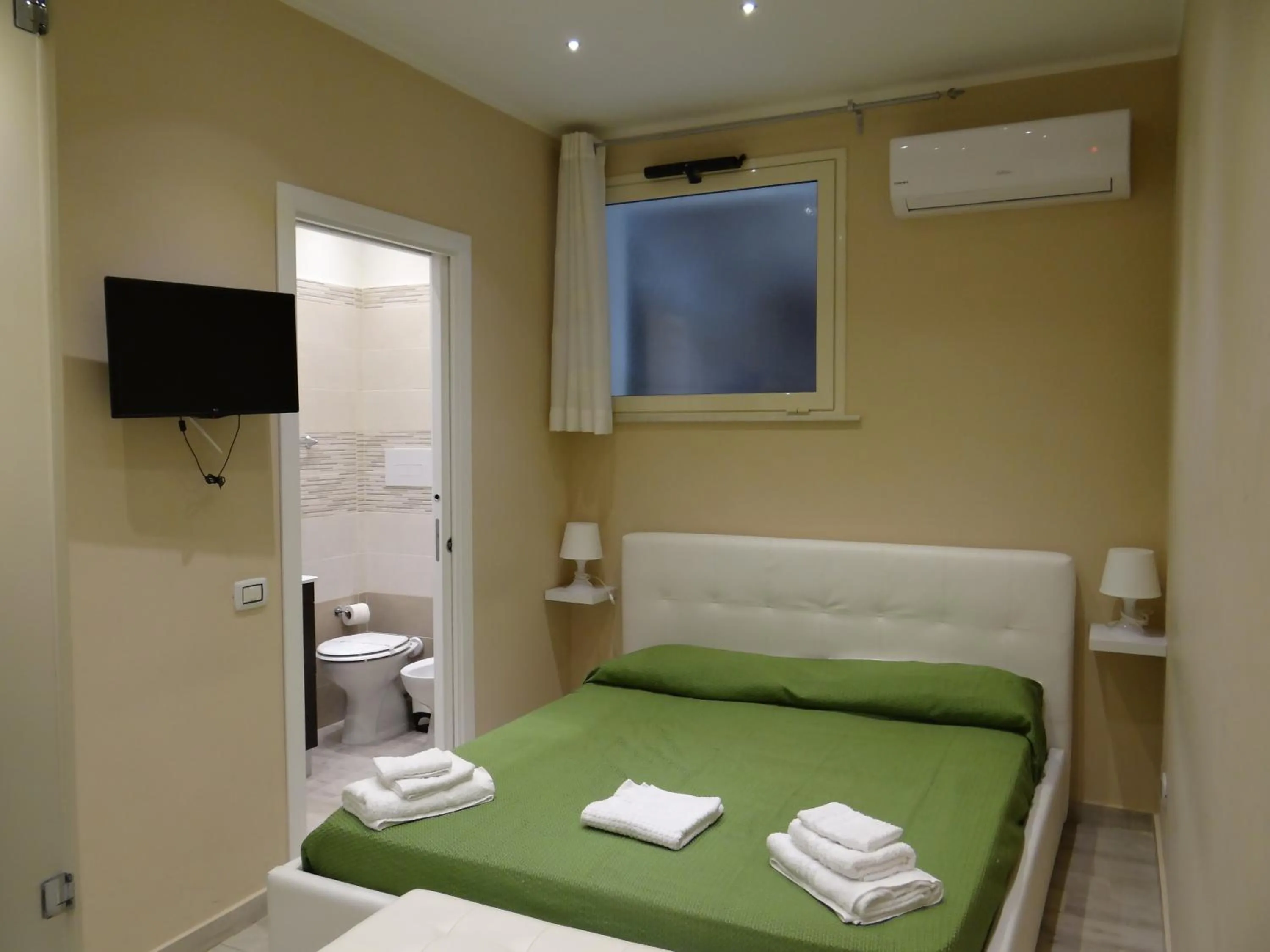 Bed in Monte Palace Palermo