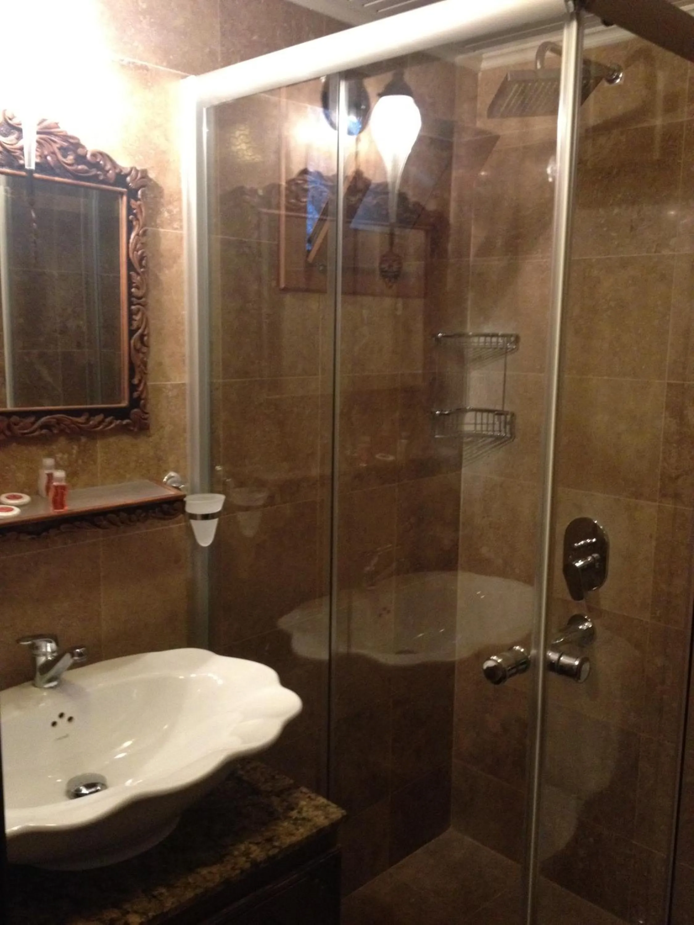 Bathroom in Nilya Hotel