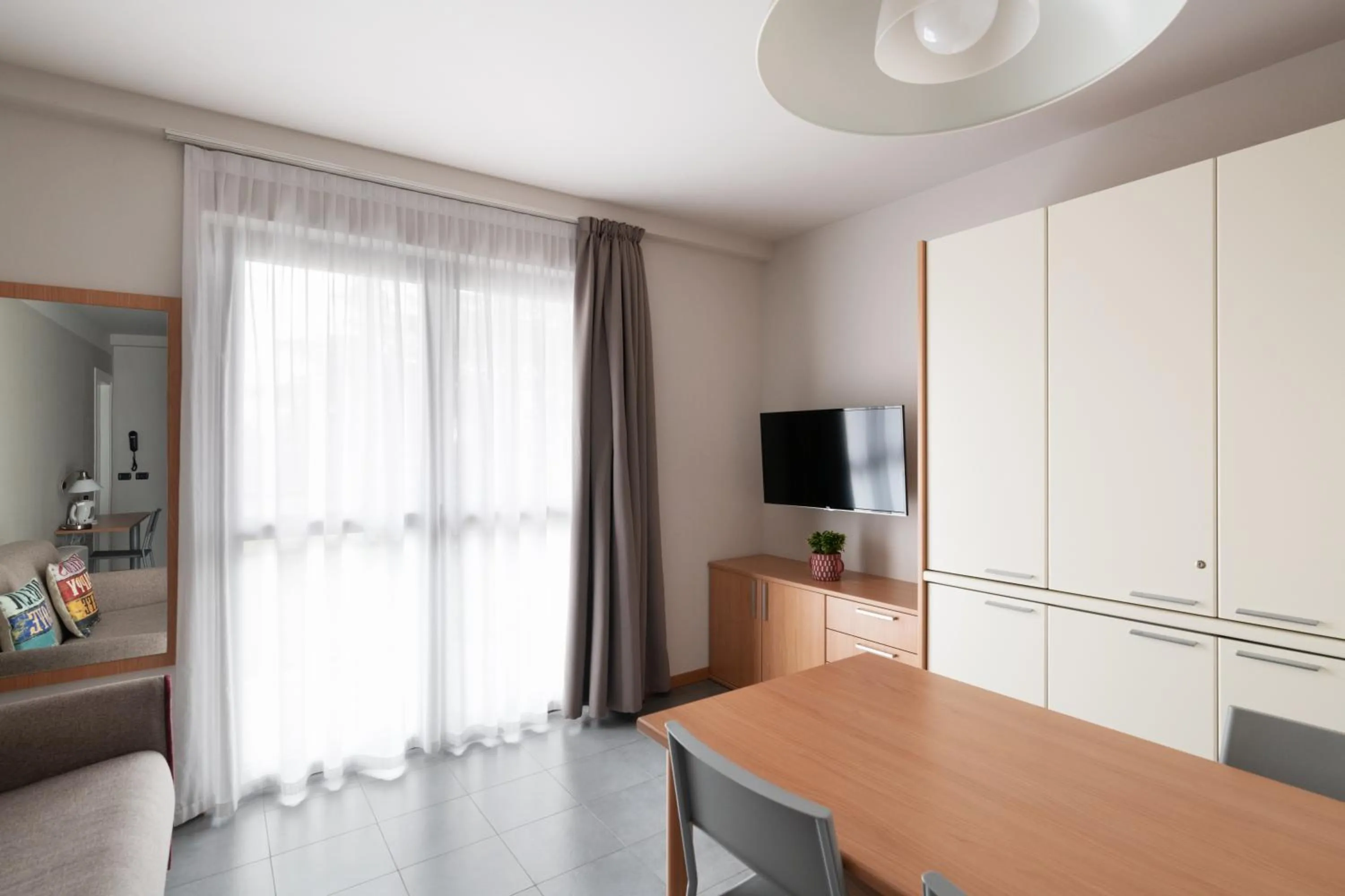 wardrobe in Hotel Borgo Brianteo