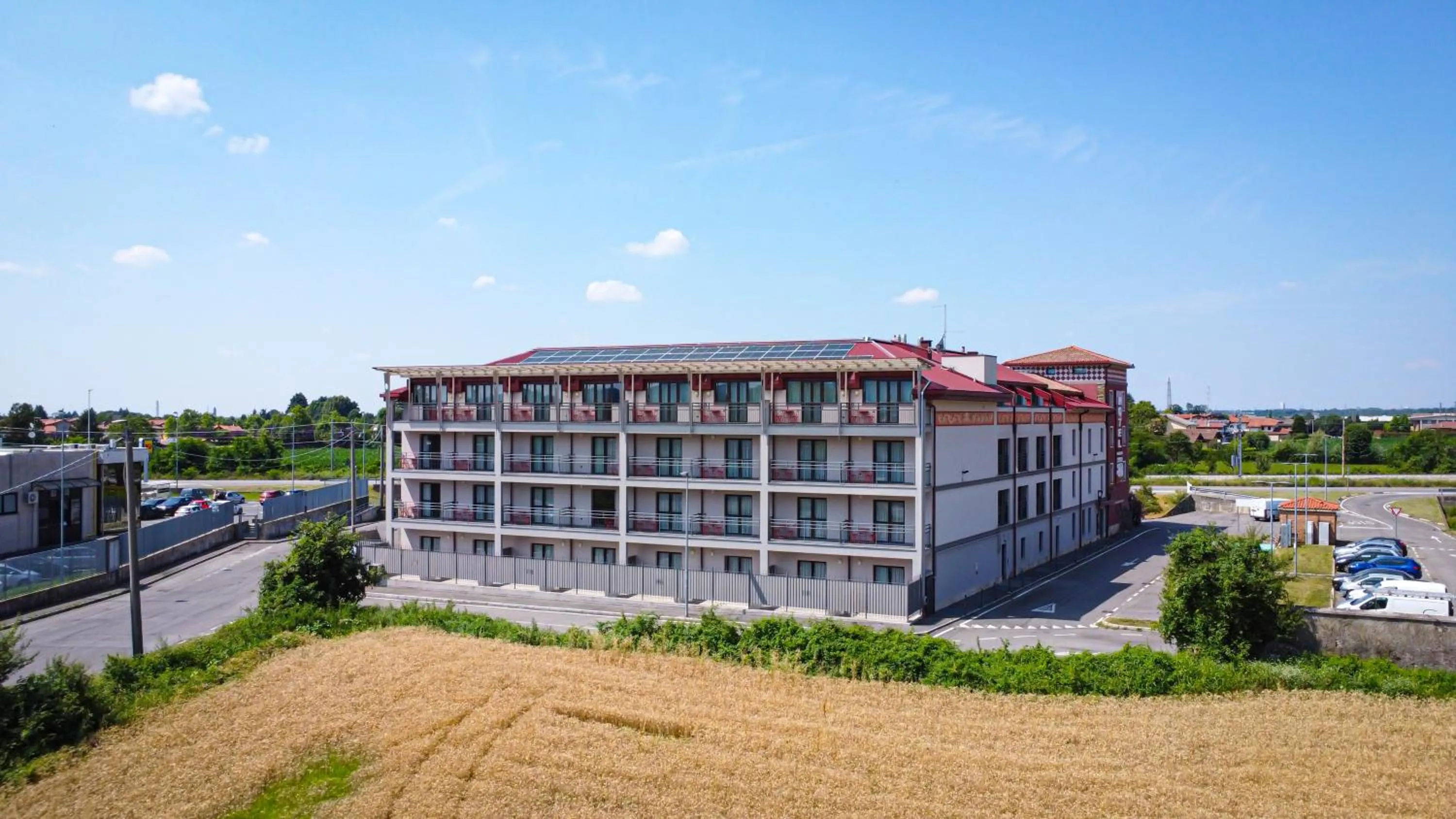 Property building in Hotel Borgo Brianteo