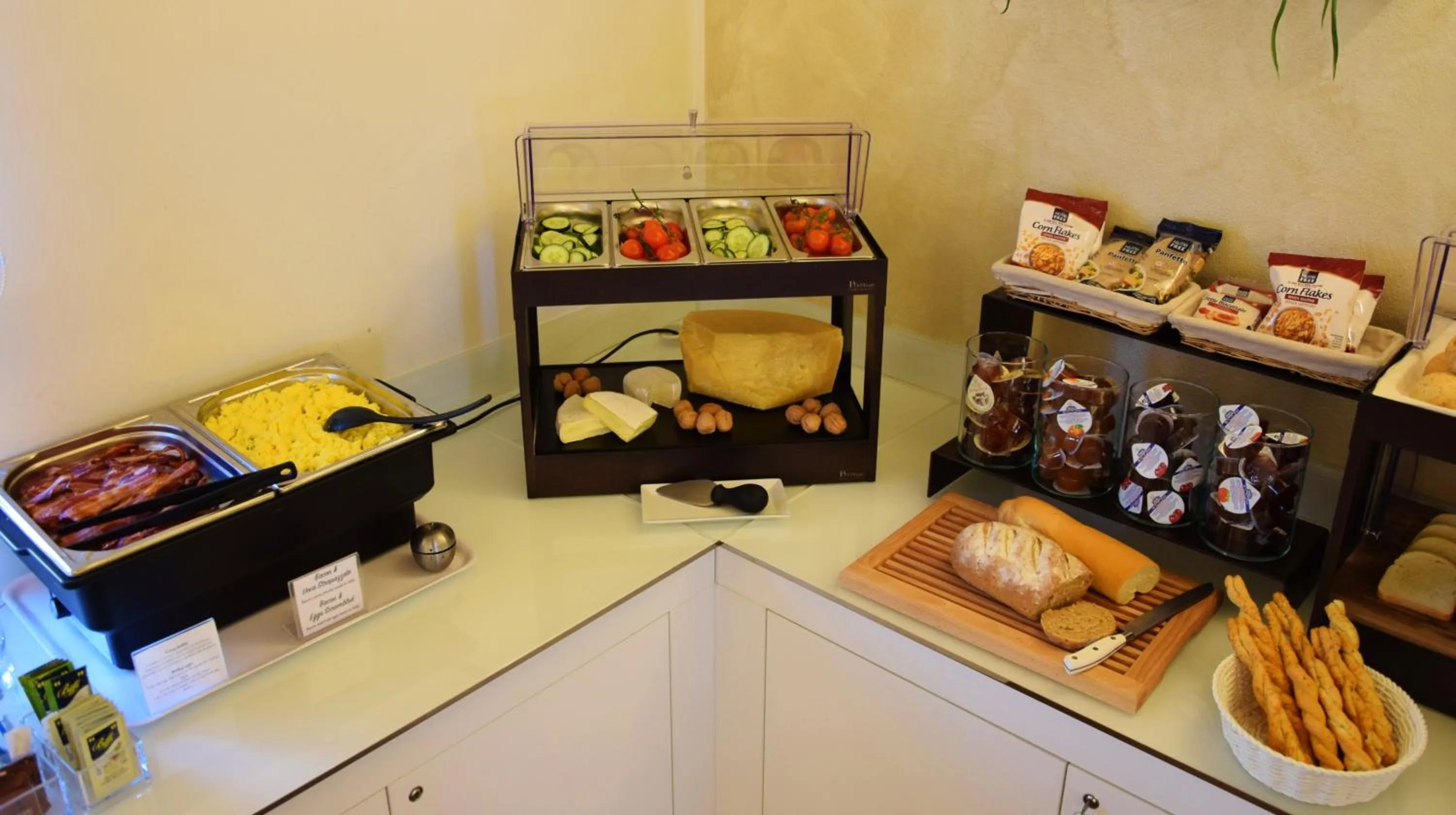 Breakfast in Hotel Borgo Brianteo