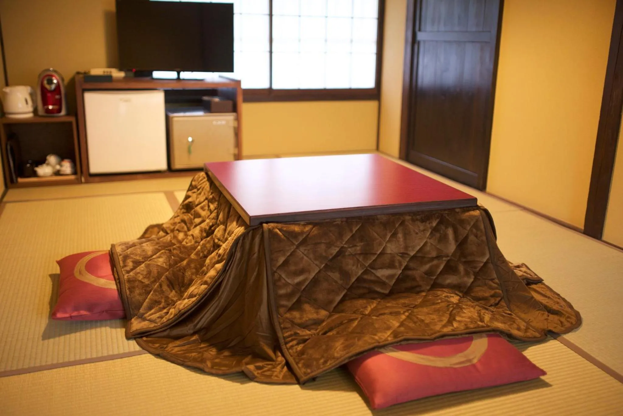 Photo of the whole room in Hakone Onsen Yuyado Yamanoshou