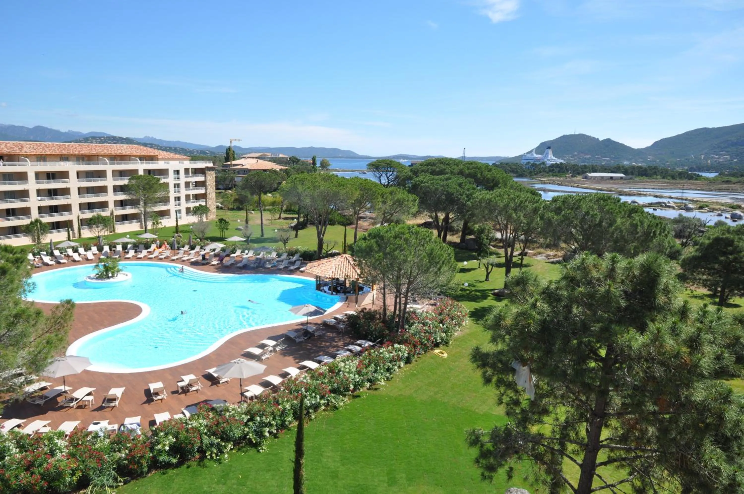 Facade/entrance in Résidence Salina Bay