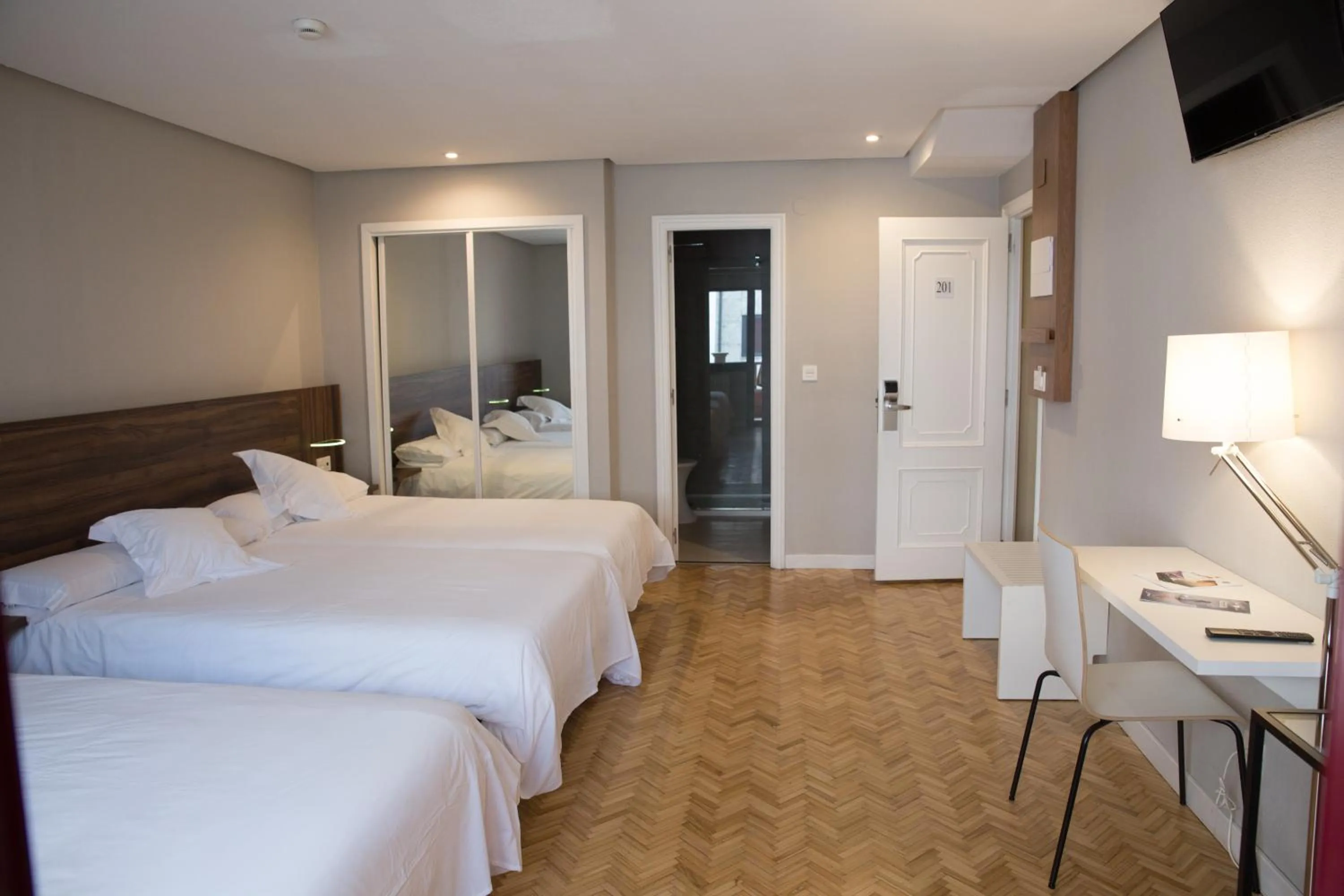 Photo of the whole room, Bed in Hotel Mogay