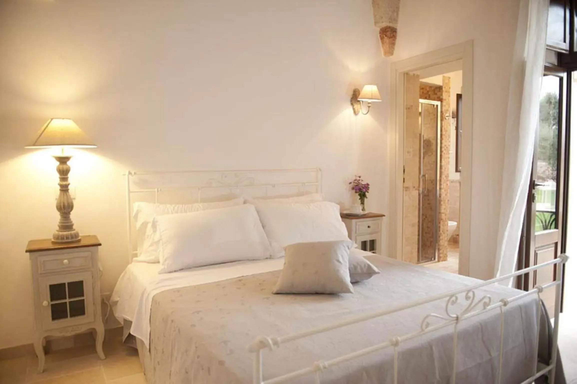 Bedroom, Bed in Donna Lucrezia Bedroom, Bed in Donna Lucrezia
