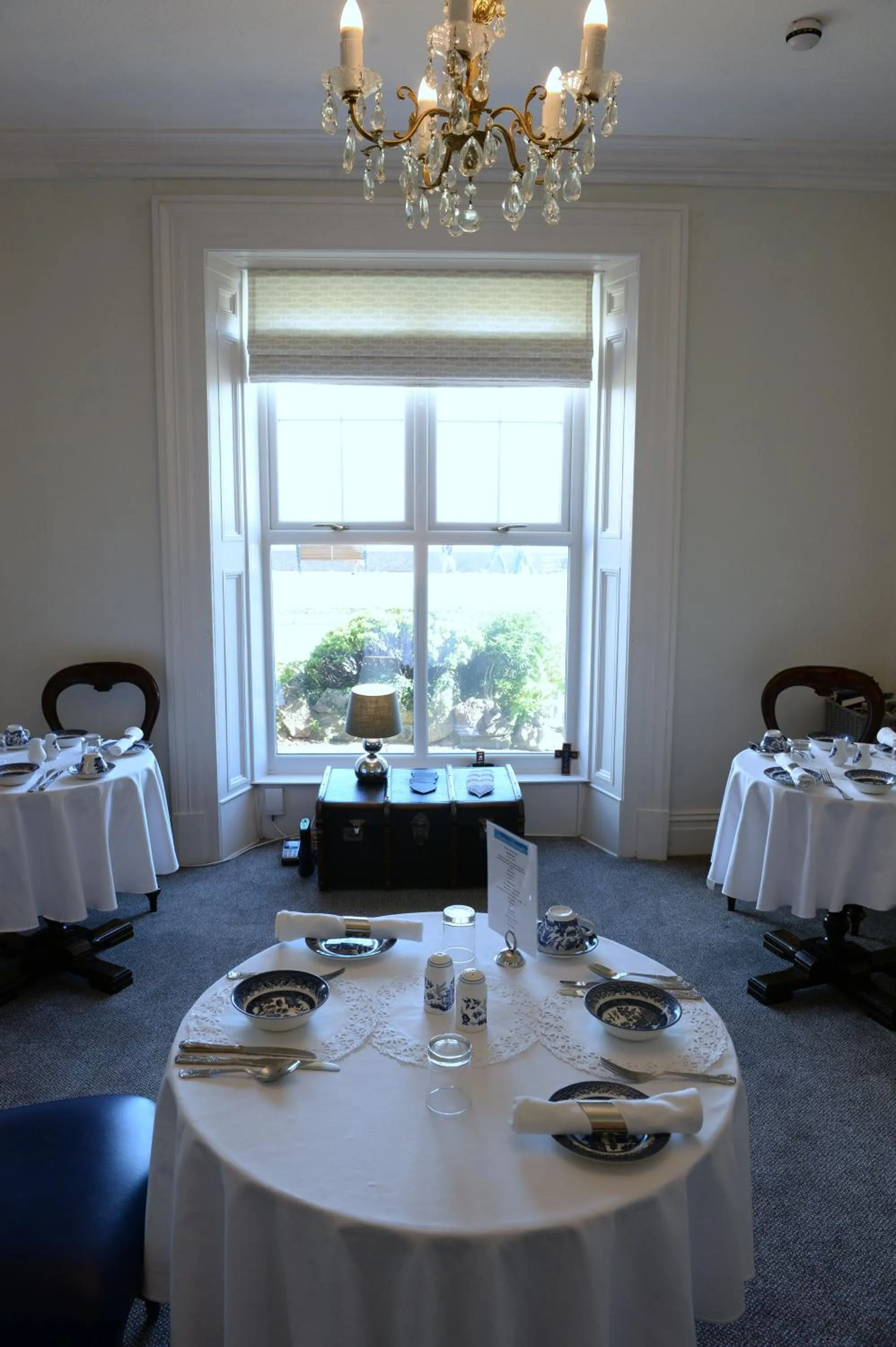 Dining area in Tides Reach Guest House