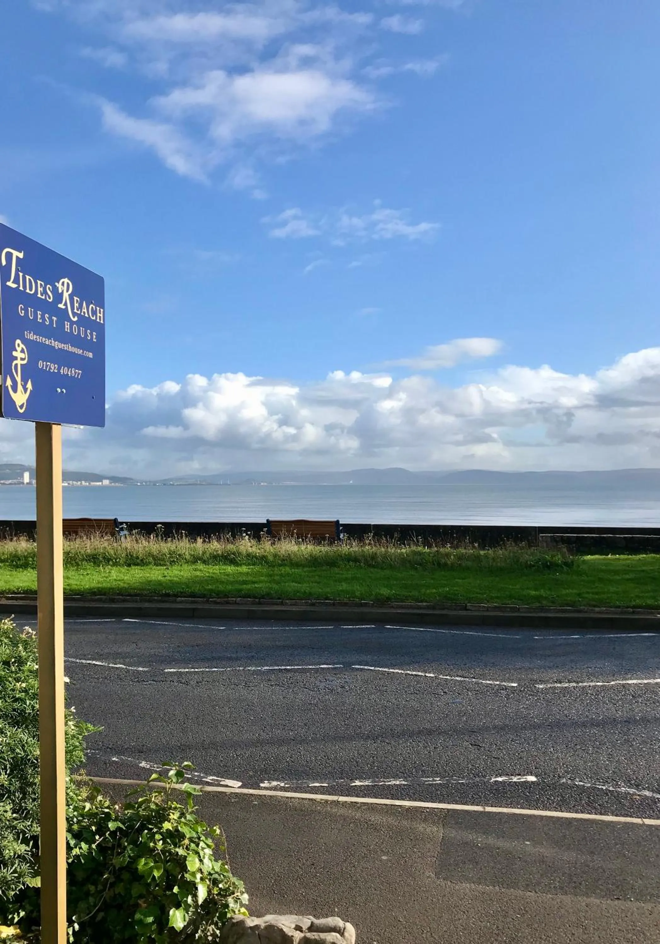 Property building in Tides Reach Guest House