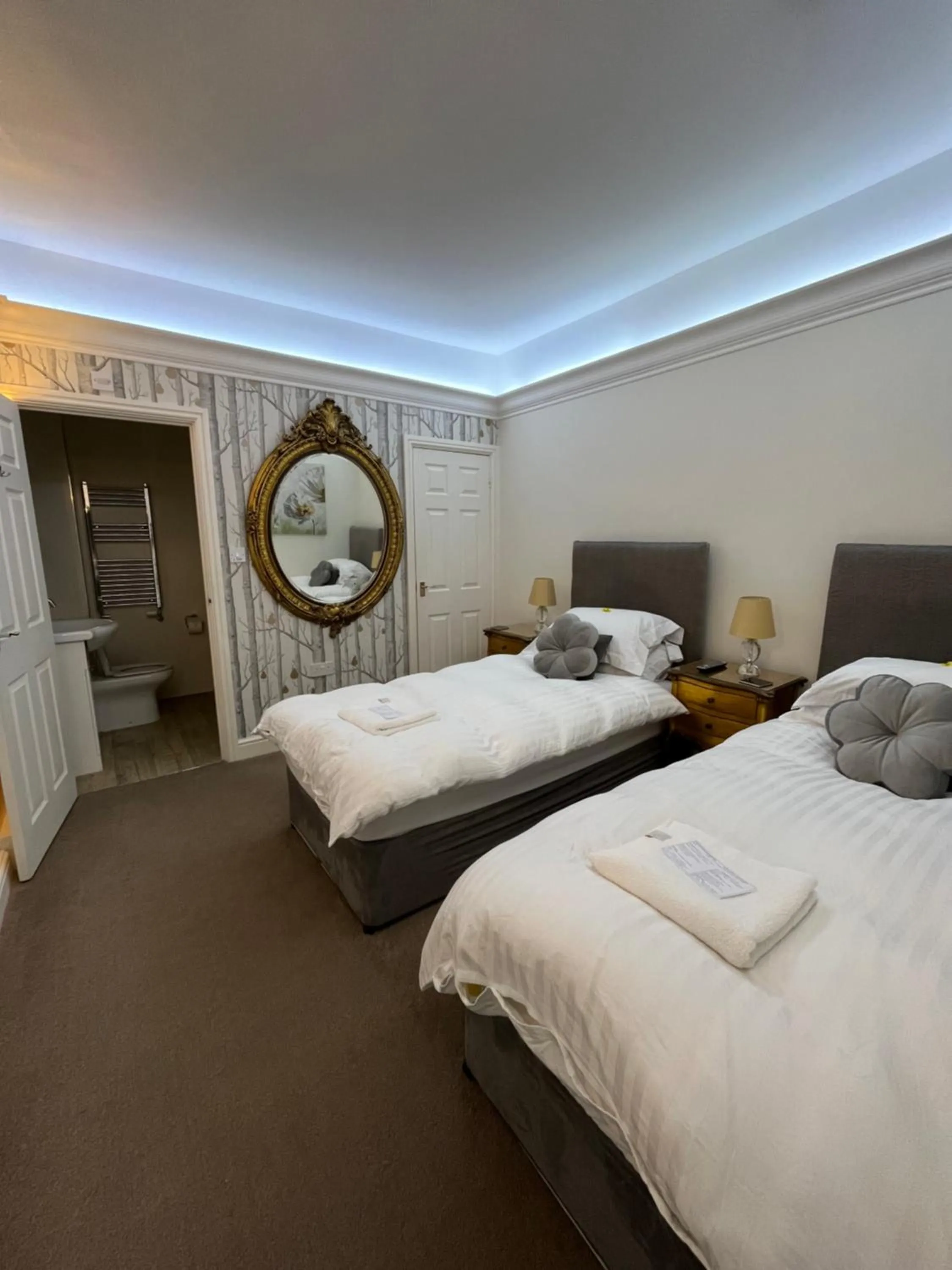 Bedroom, Bed in Tides Reach Guest House