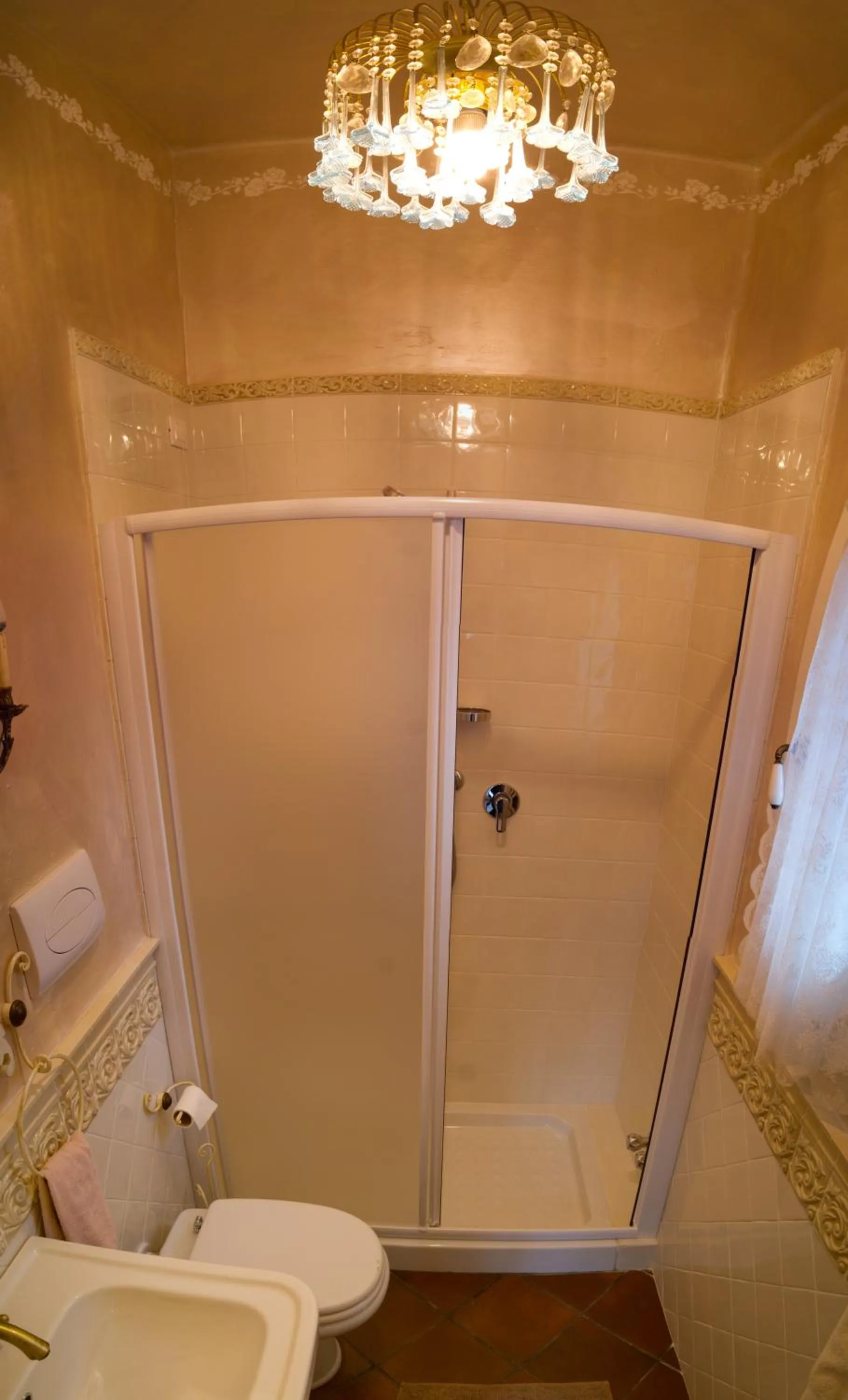 Bathroom in B&B La Maison degli Angeli