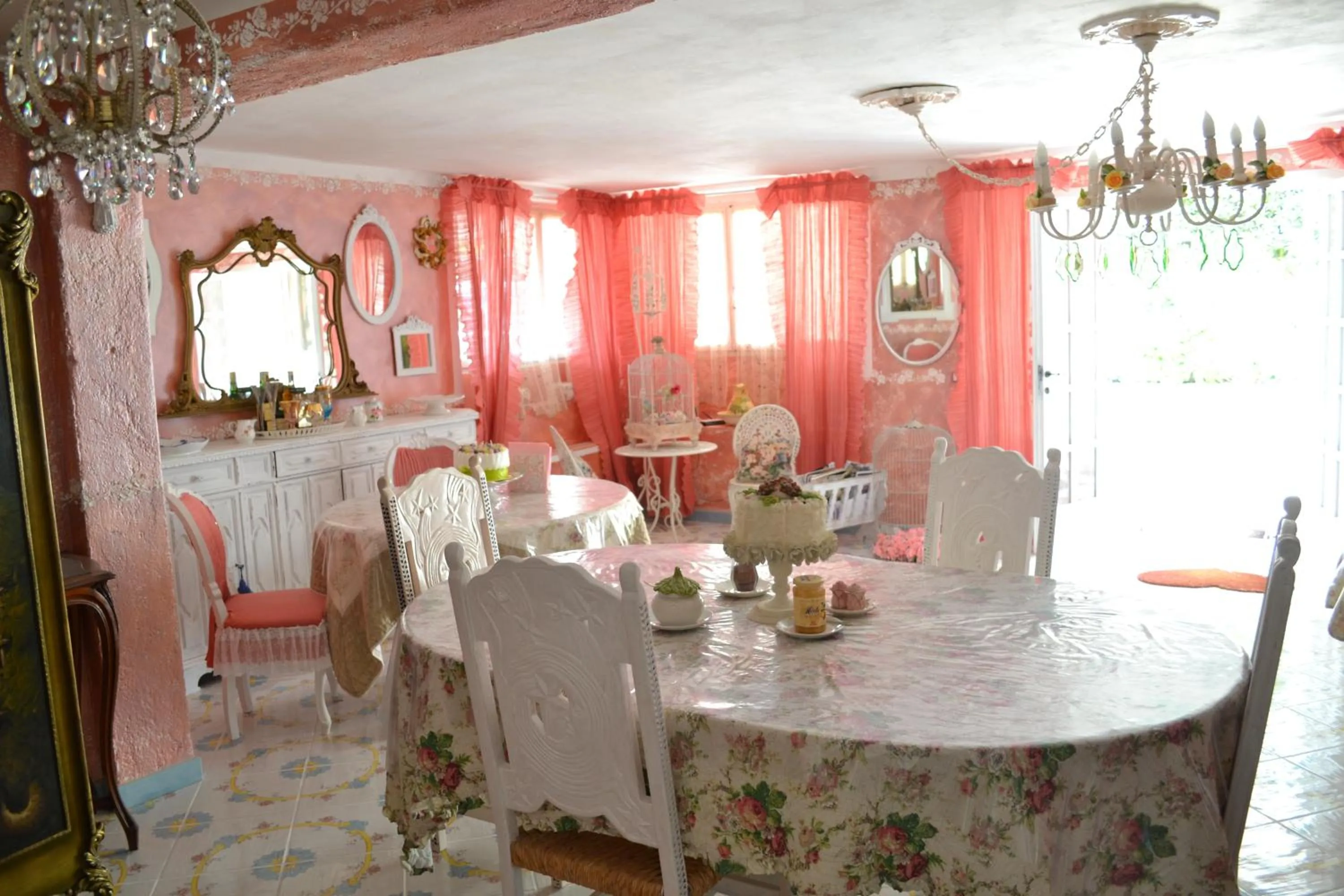 Lobby or reception in B&B La Maison degli Angeli