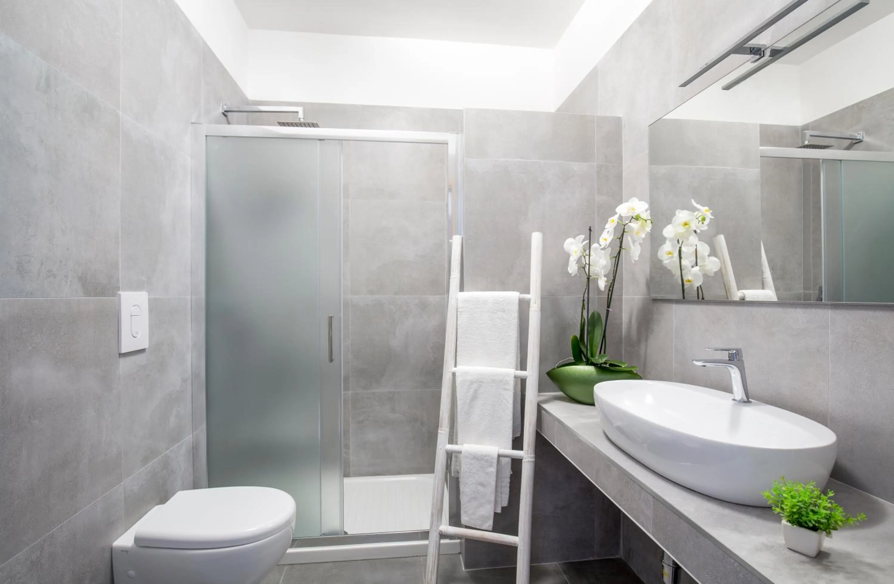 Bathroom in Svevo Sea House