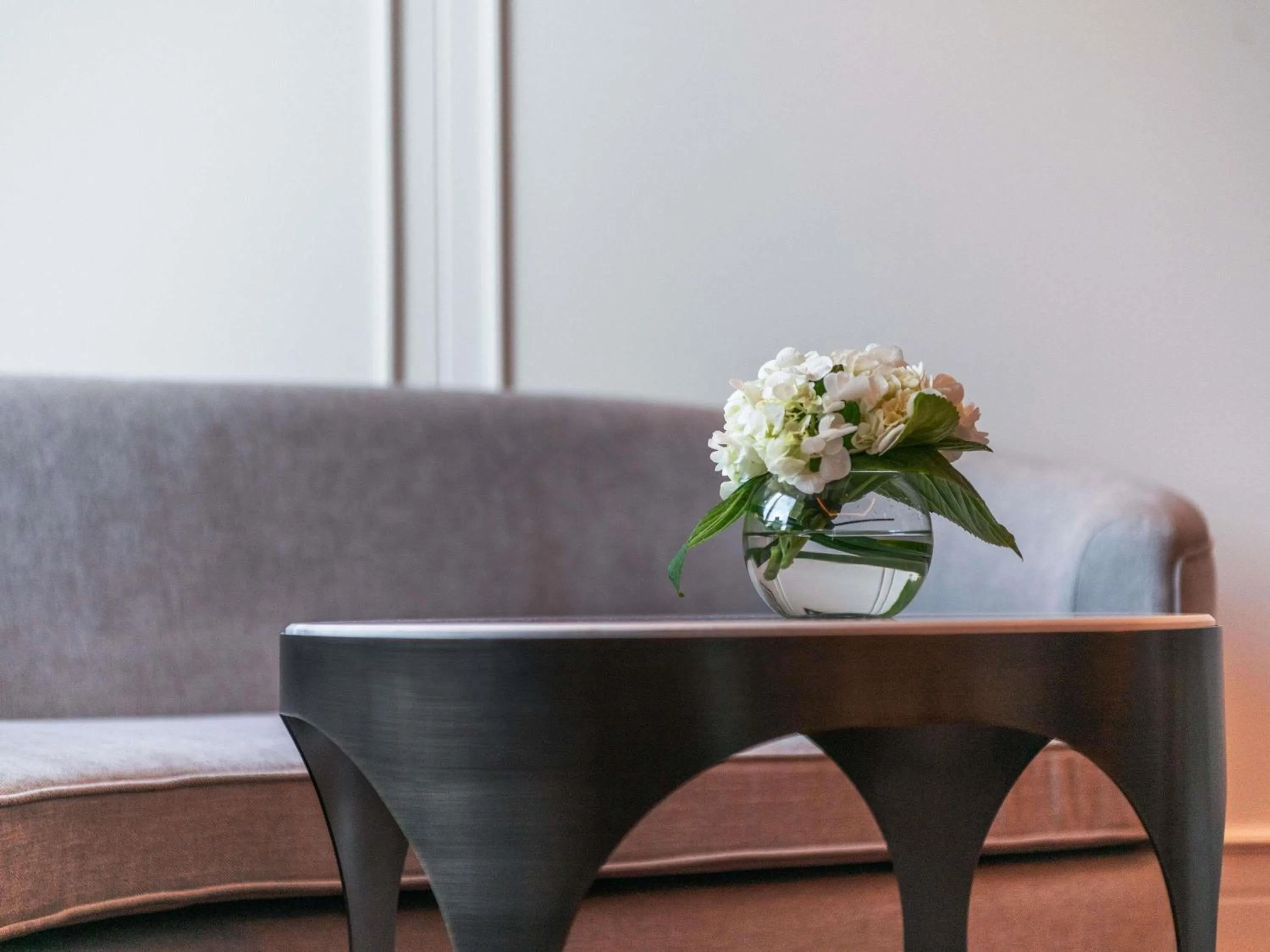 Photo of the whole room in Sofitel Bangkok Sukhumvit