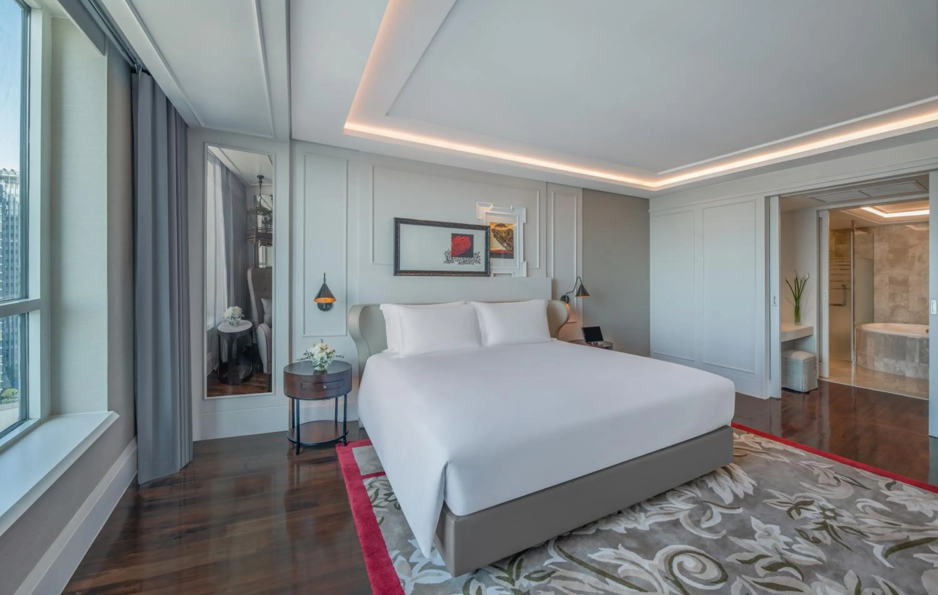 Bedroom, Bed in Sofitel Bangkok Sukhumvit