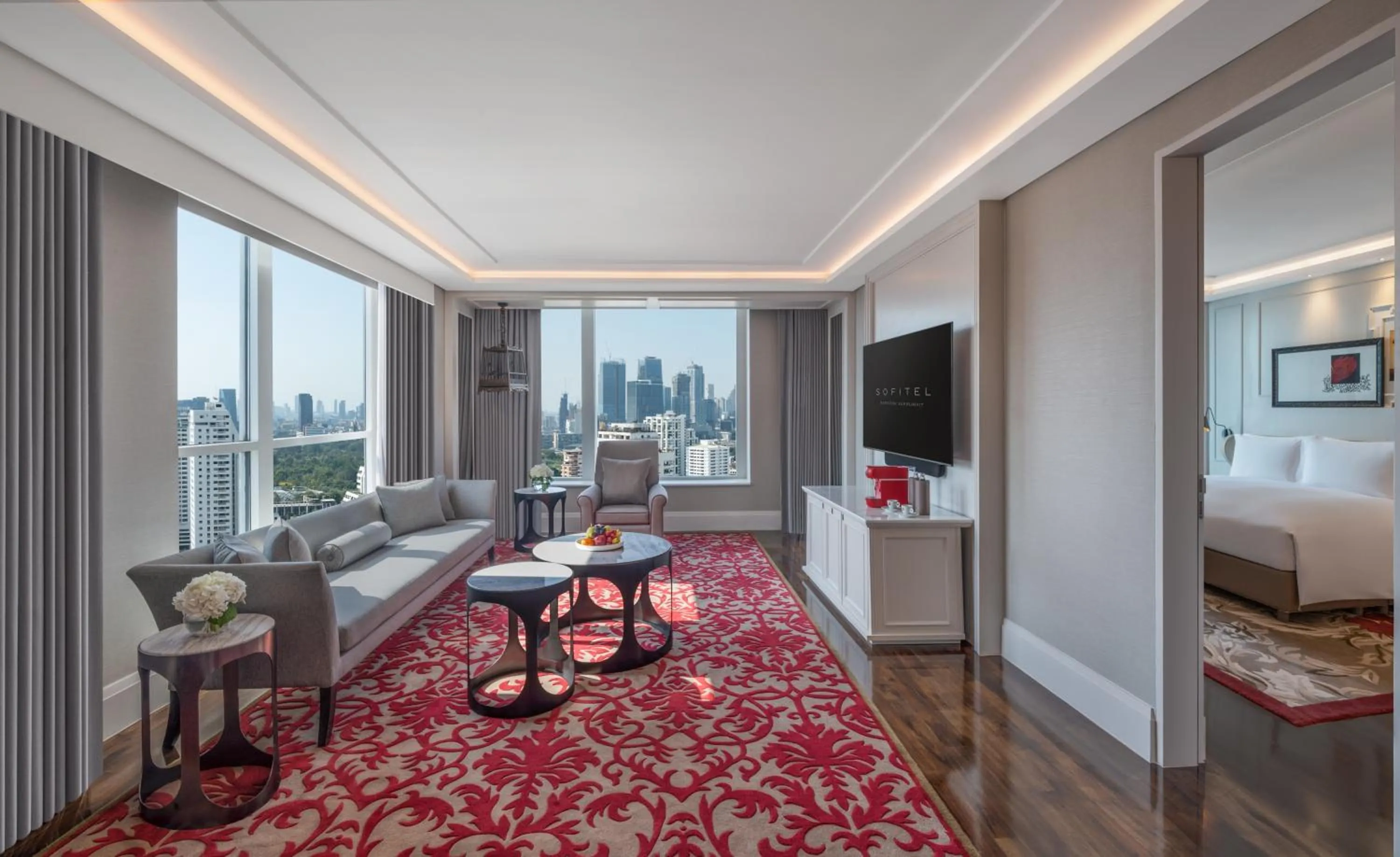 Living room, Bed in Sofitel Bangkok Sukhumvit