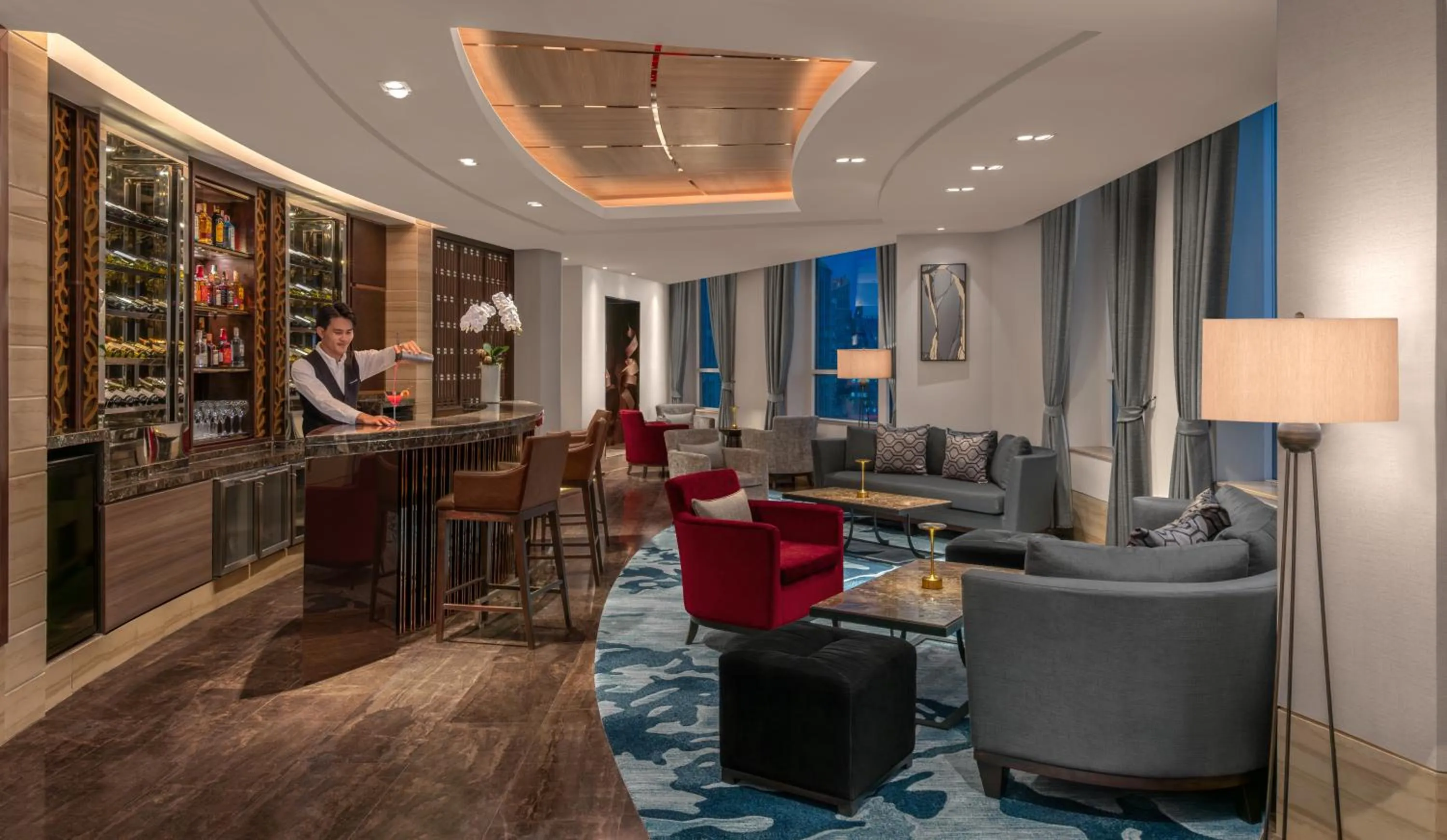 Lounge or bar in Sofitel Bangkok Sukhumvit