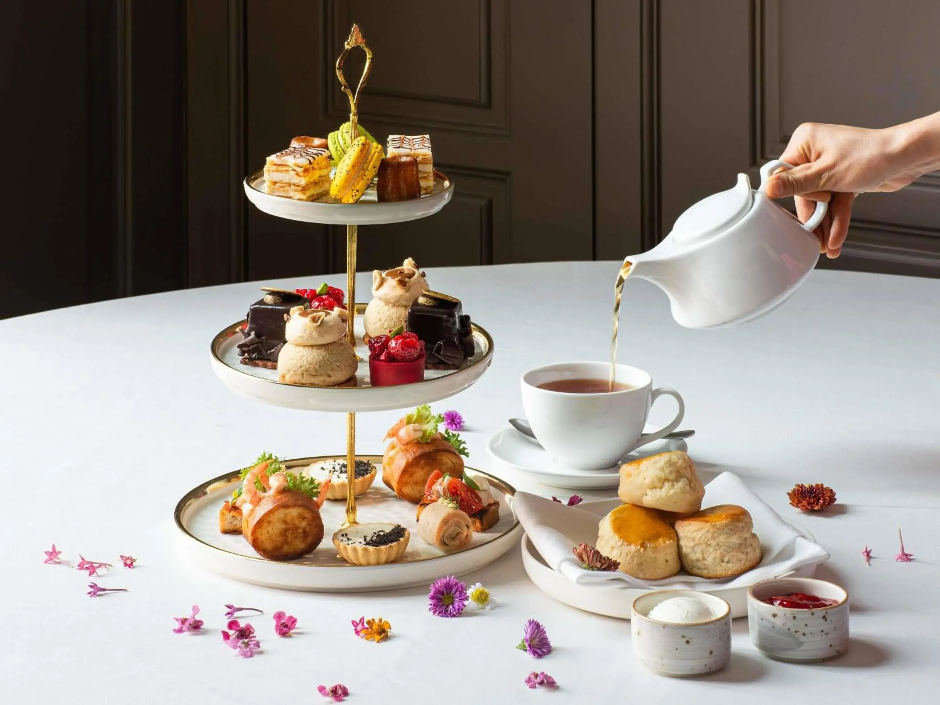 Restaurant/places to eat in Sofitel Bangkok Sukhumvit Restaurant/places to eat in Sofitel Bangkok Sukhumvit