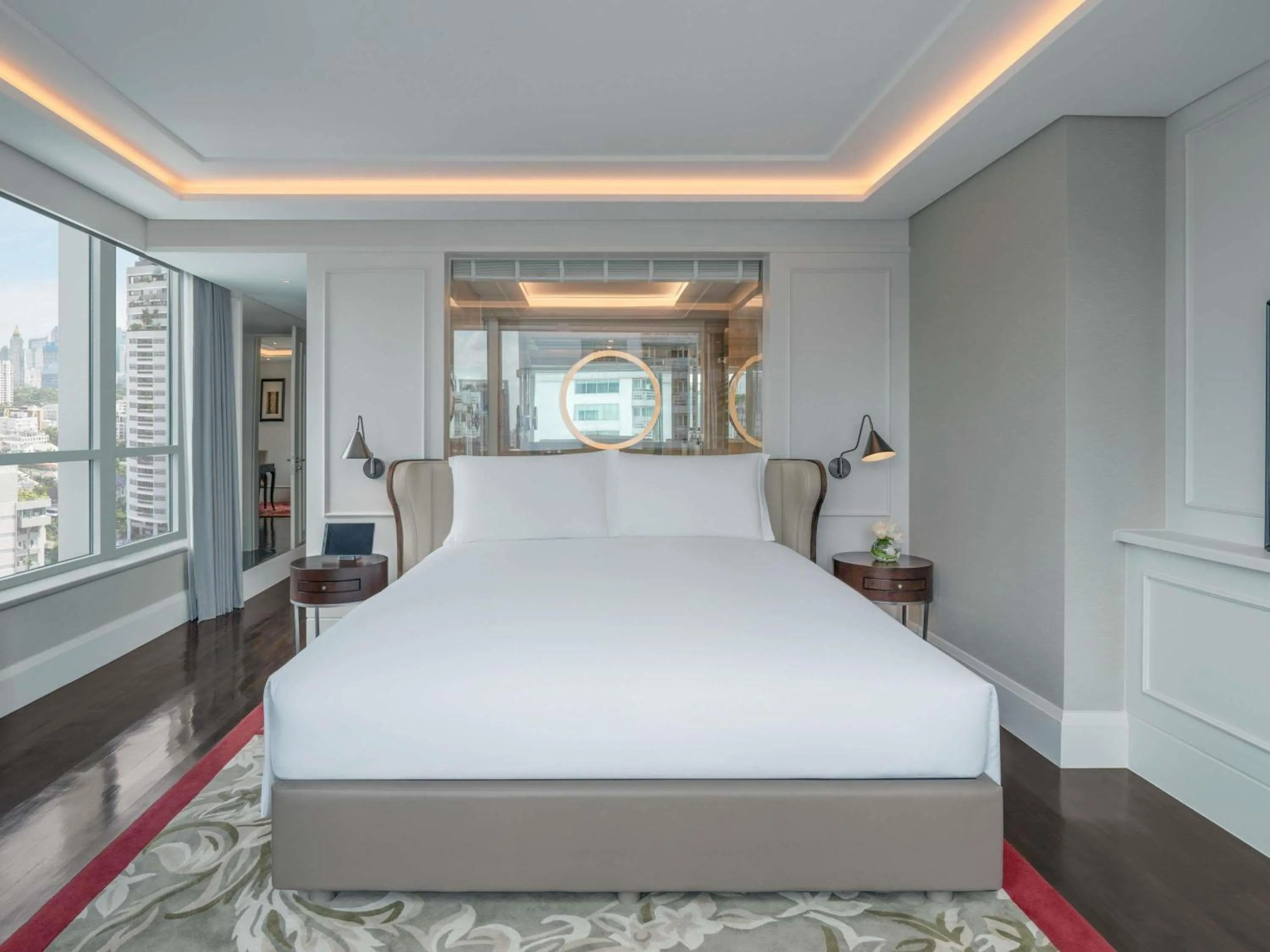 Photo of the whole room, Bed in Sofitel Bangkok Sukhumvit