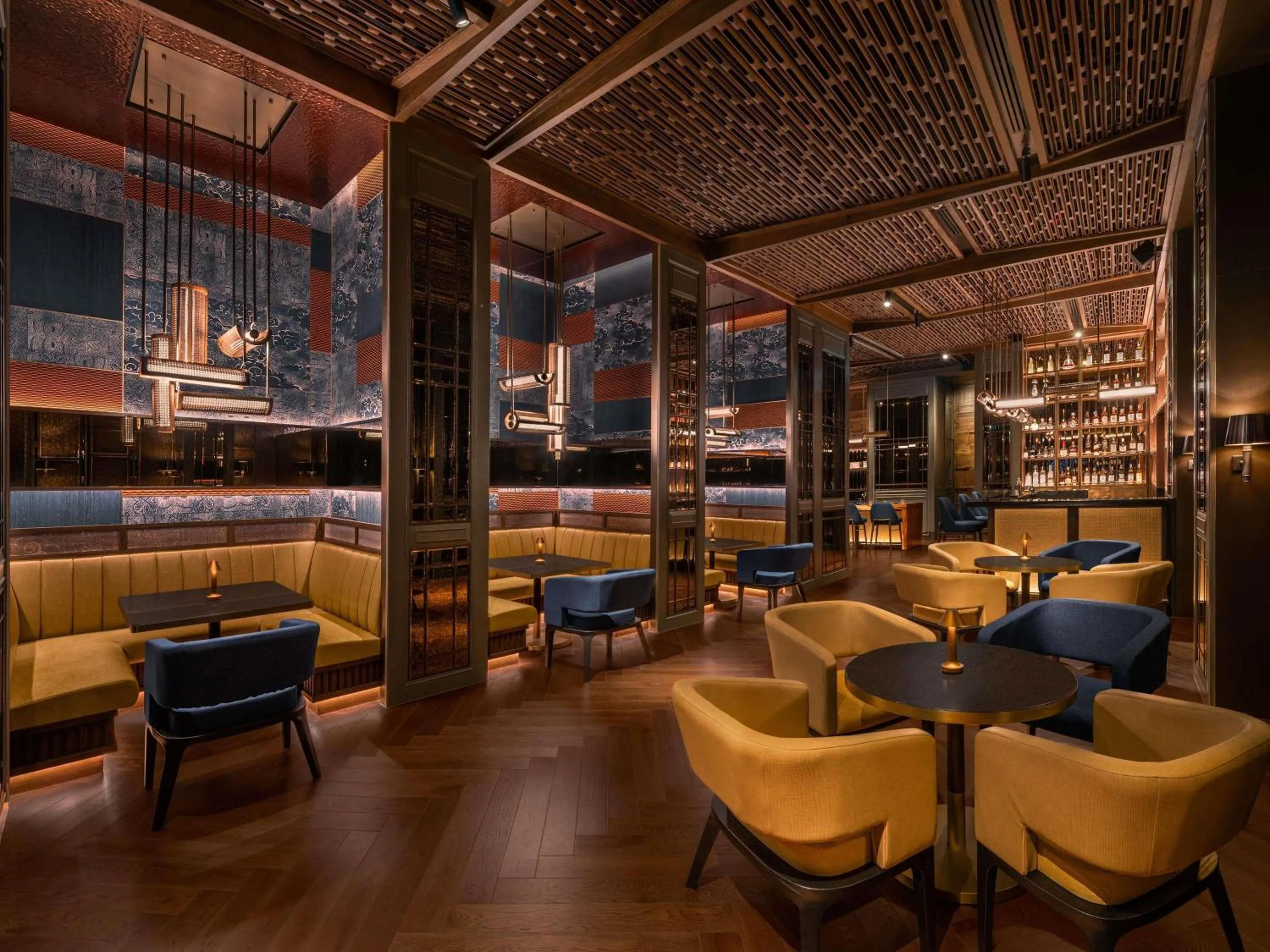 Lounge or bar in Sofitel Bangkok Sukhumvit