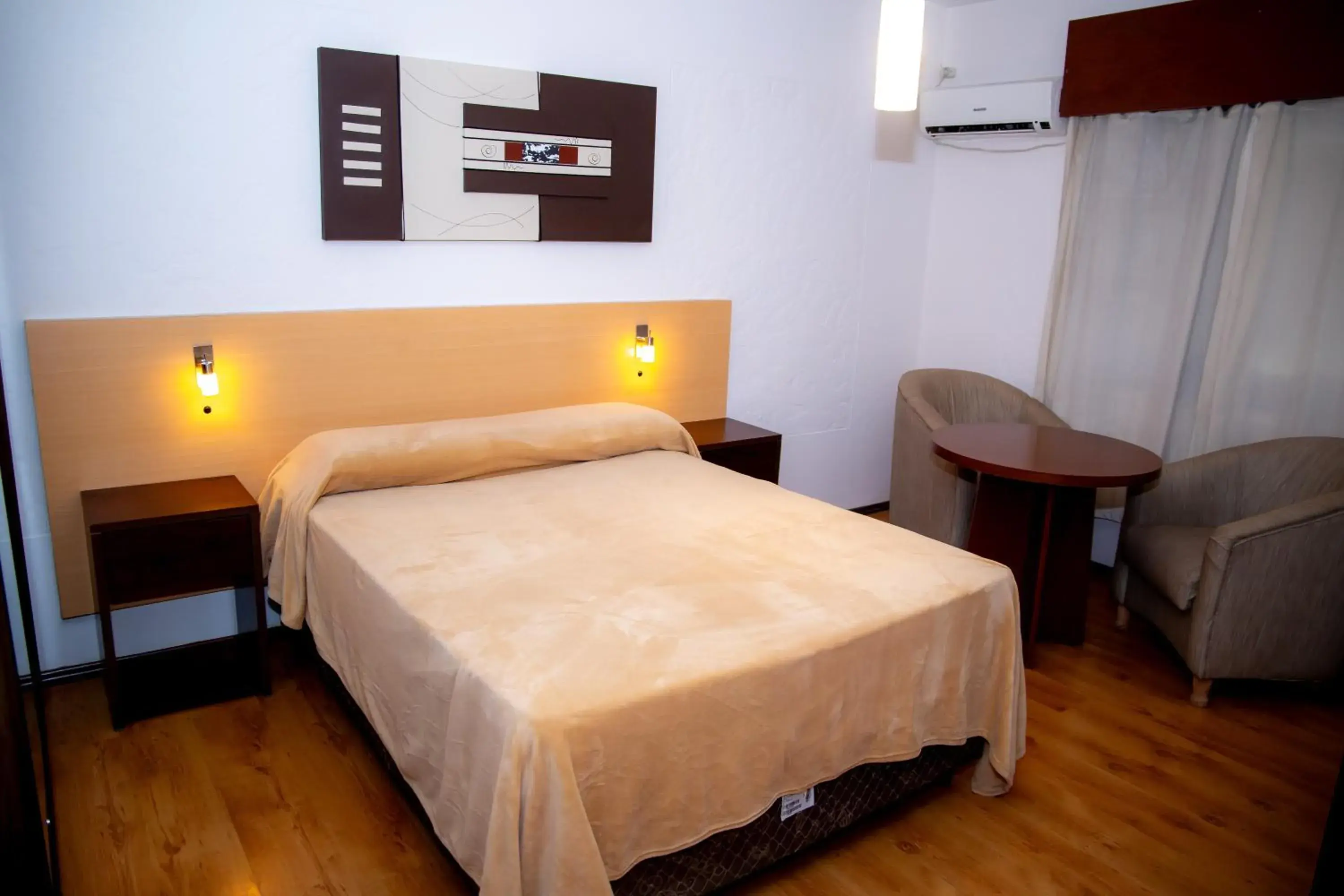 Family Room (5 Adults) in Hotel Internacional Family Room (5 Adults) in Hotel Internacional
