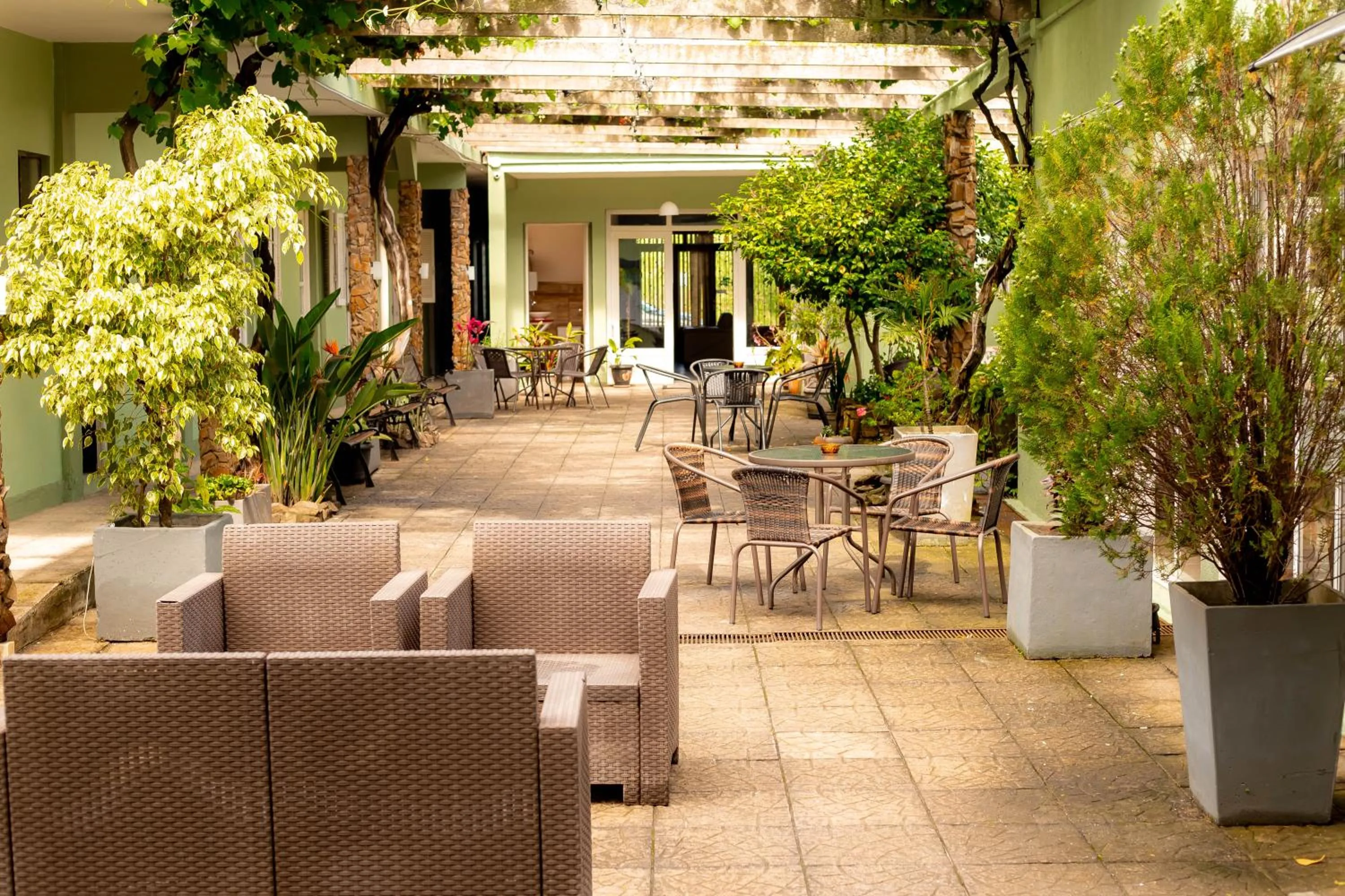 Patio in Hotel Internacional