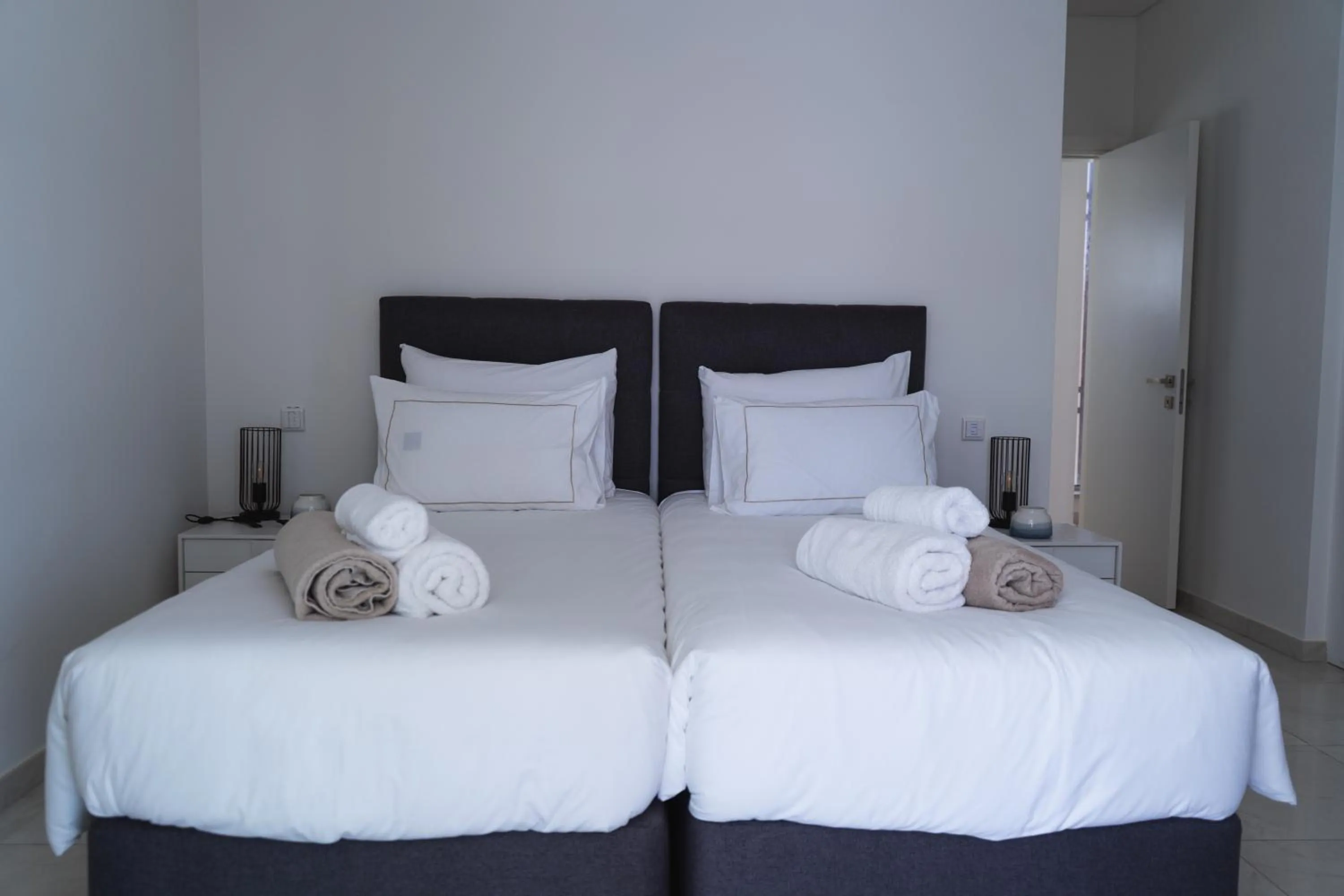 Bed in Vivo Mare Beachfront-Seaview Villas