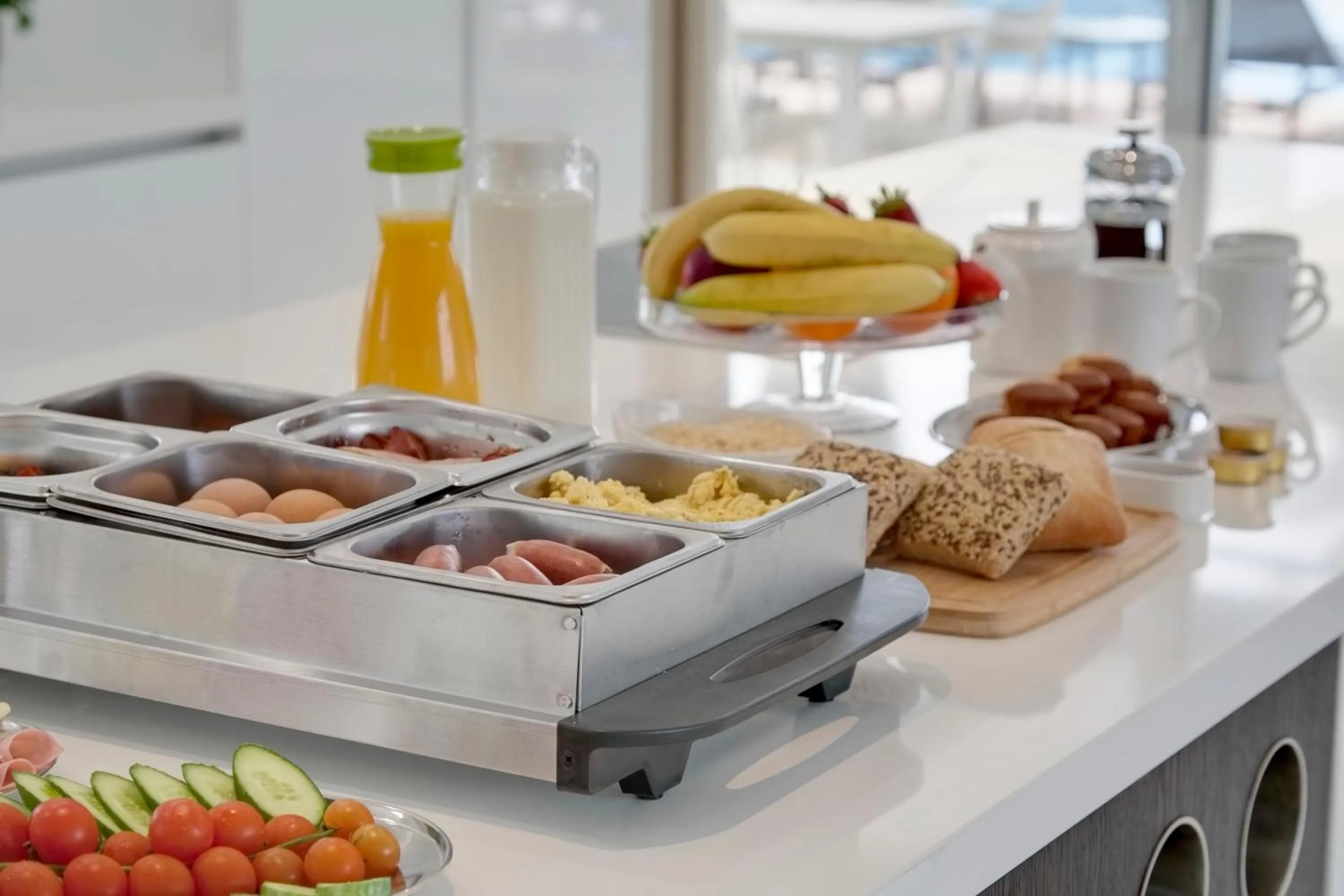 Breakfast in Vivo Mare Beachfront-Seaview Villas