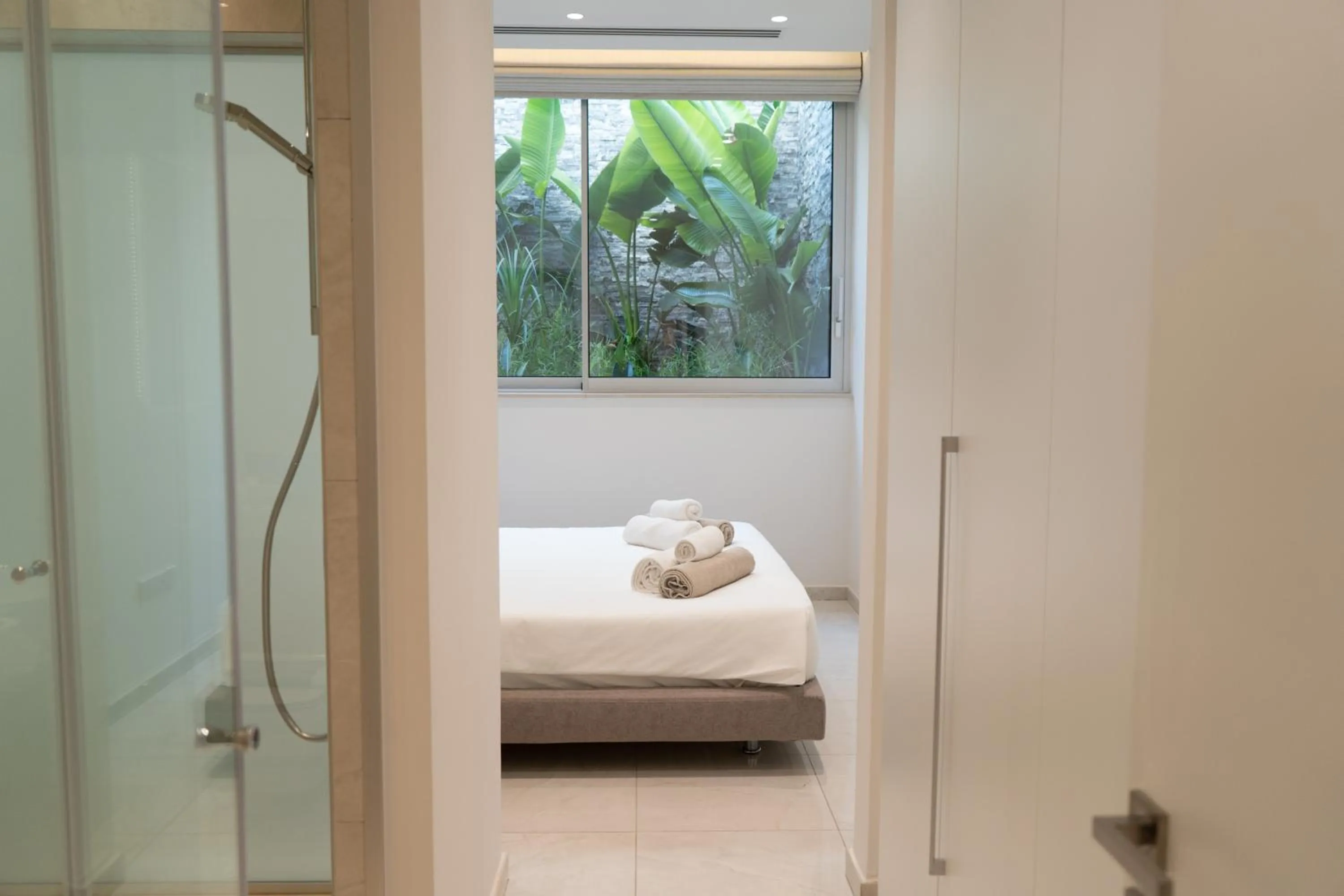 Bedroom, Bed in Vivo Mare Beachfront-Seaview Villas