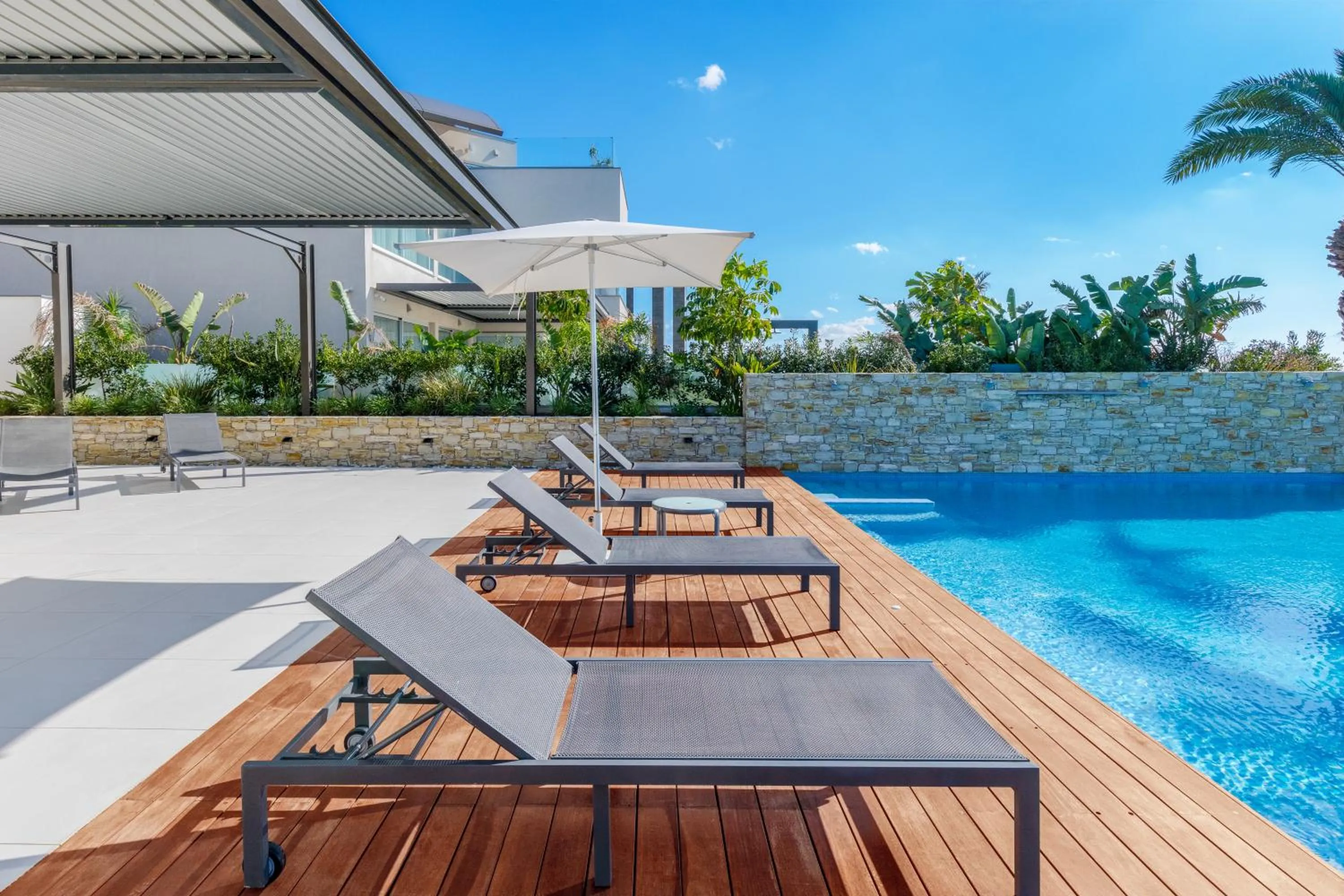 Patio in Vivo Mare Beachfront-Seaview Villas
