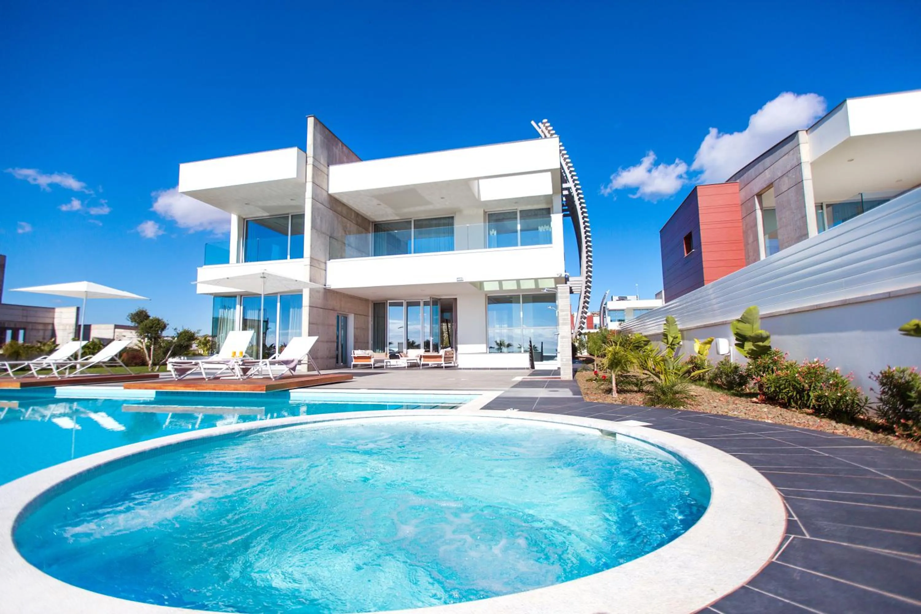 Swimming pool in Vivo Mare Beachfront-Seaview Villas
