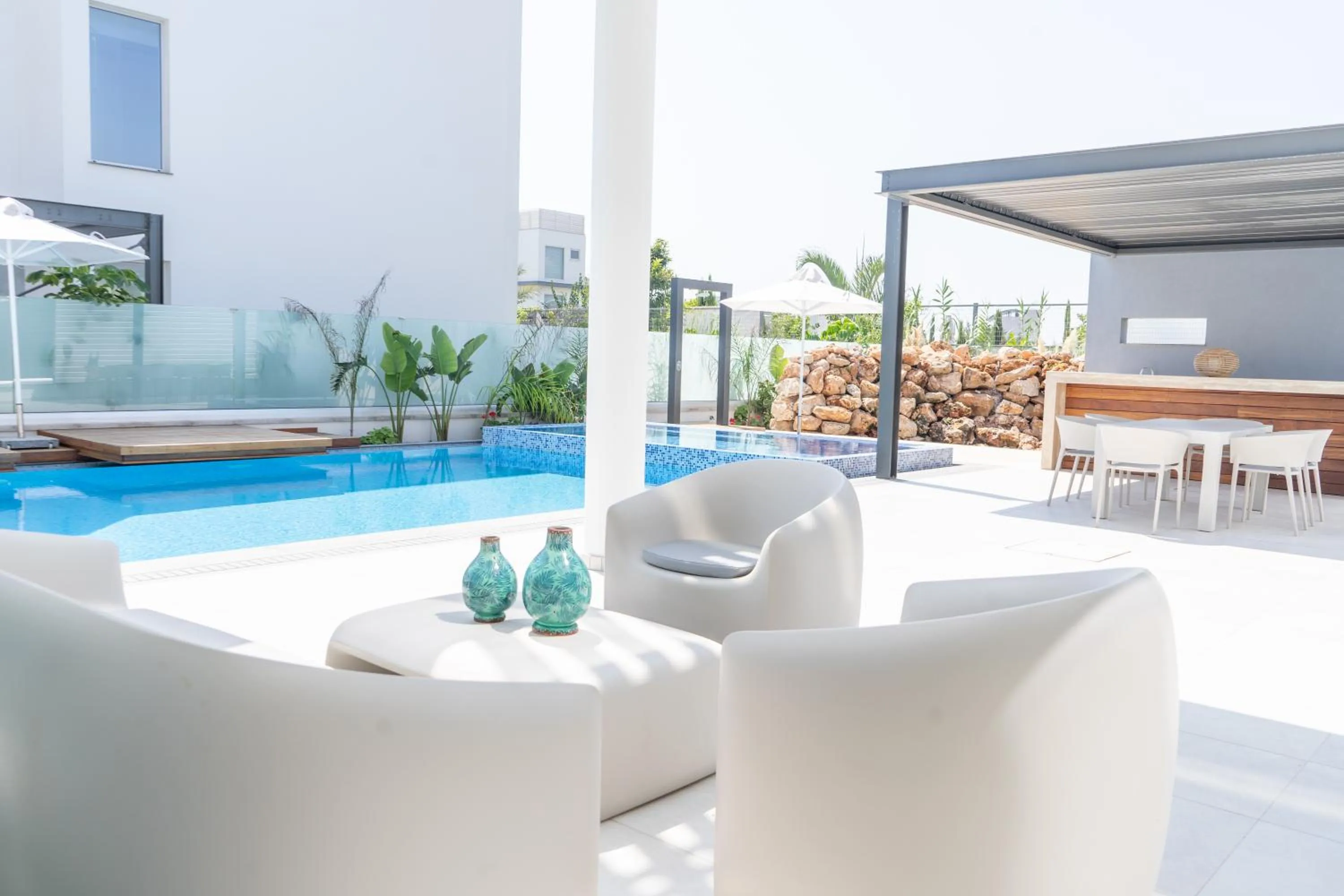 Patio in Vivo Mare Beachfront-Seaview Villas