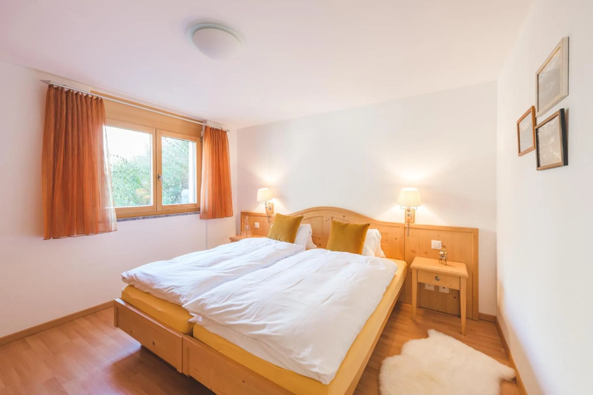 Photo of the whole room, Bed in Apartment Alpharmonie